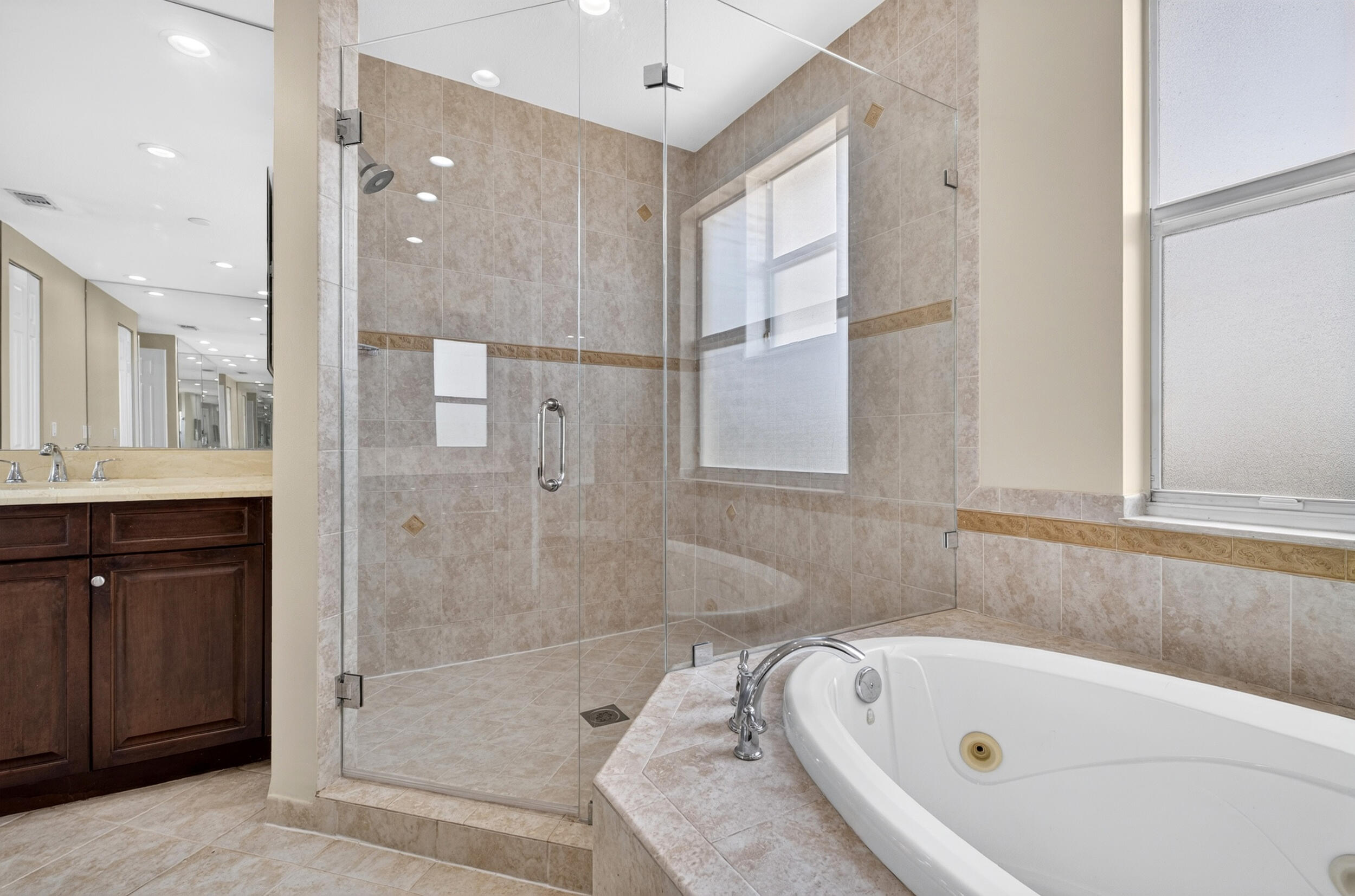 main property photo 93