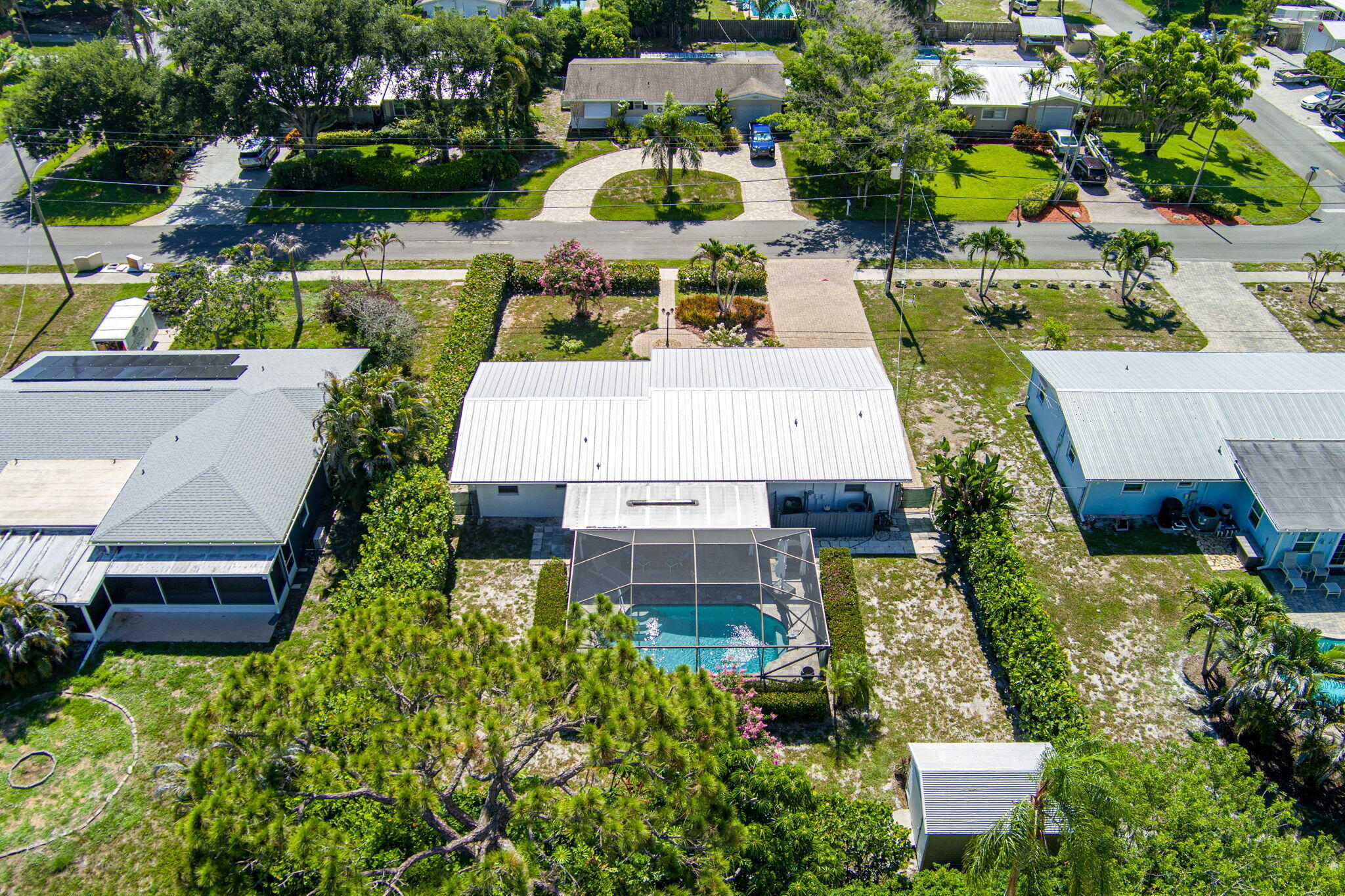 main property photo 31