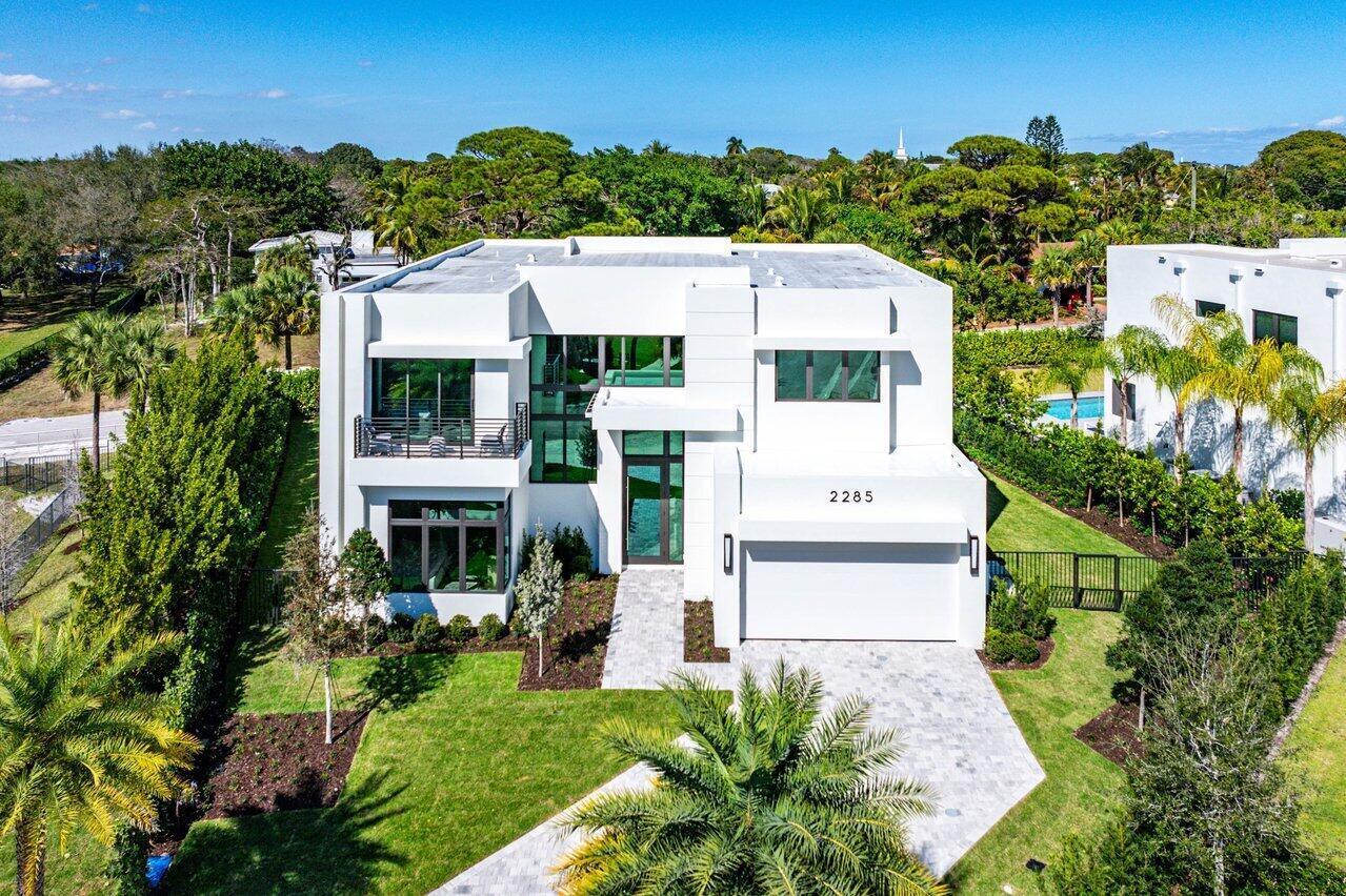 main property photo 4