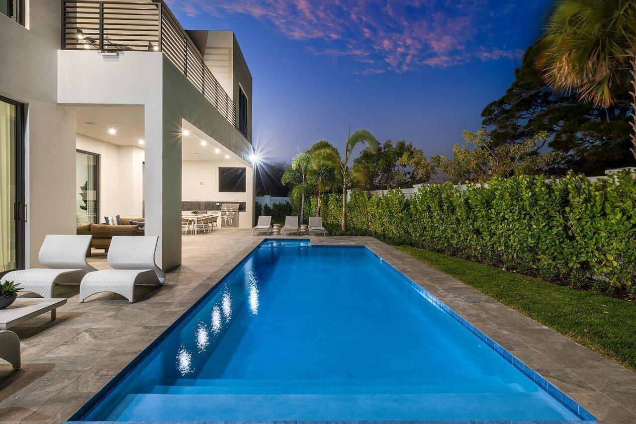 main property photo 74