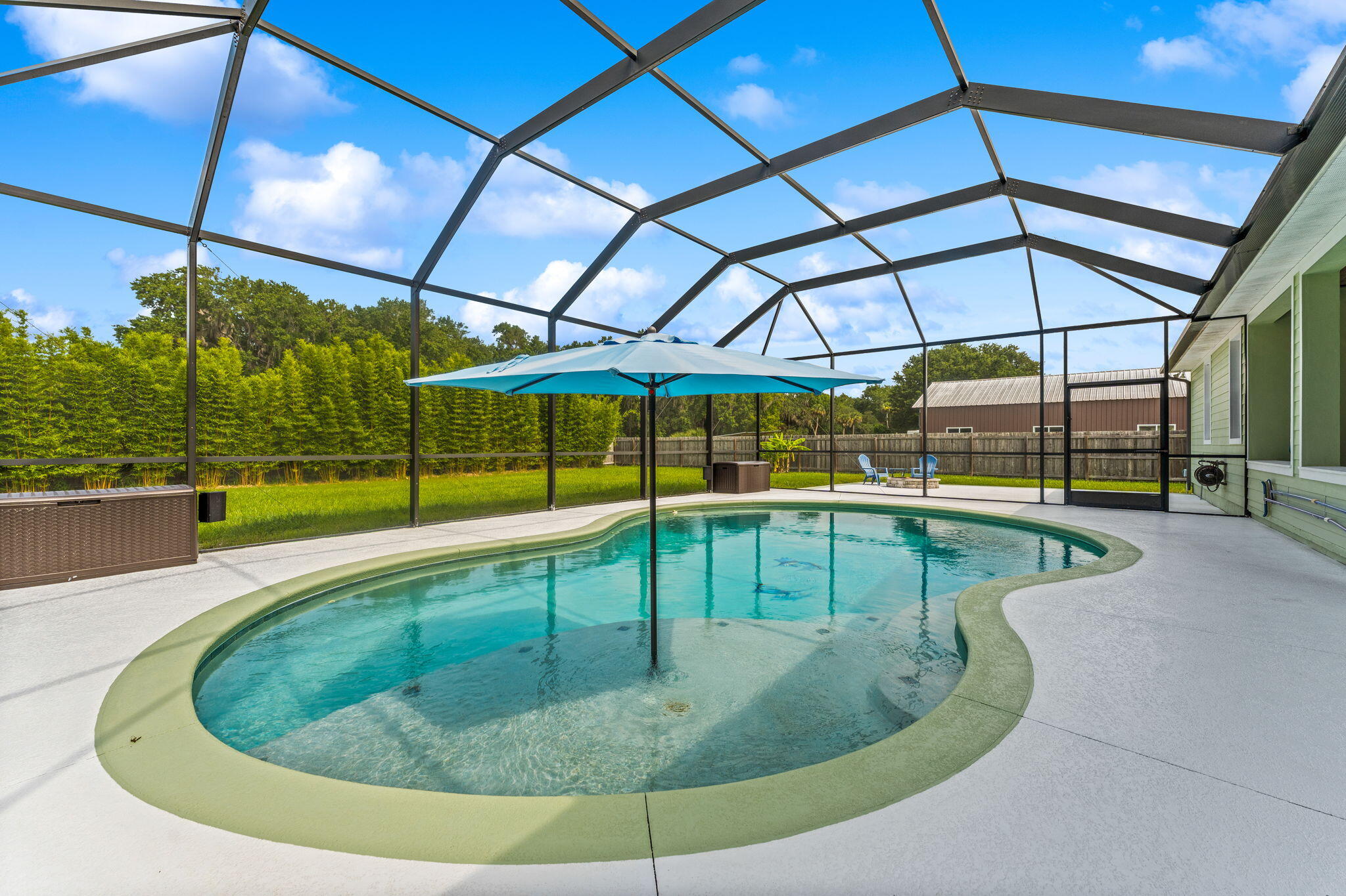 main property photo 45