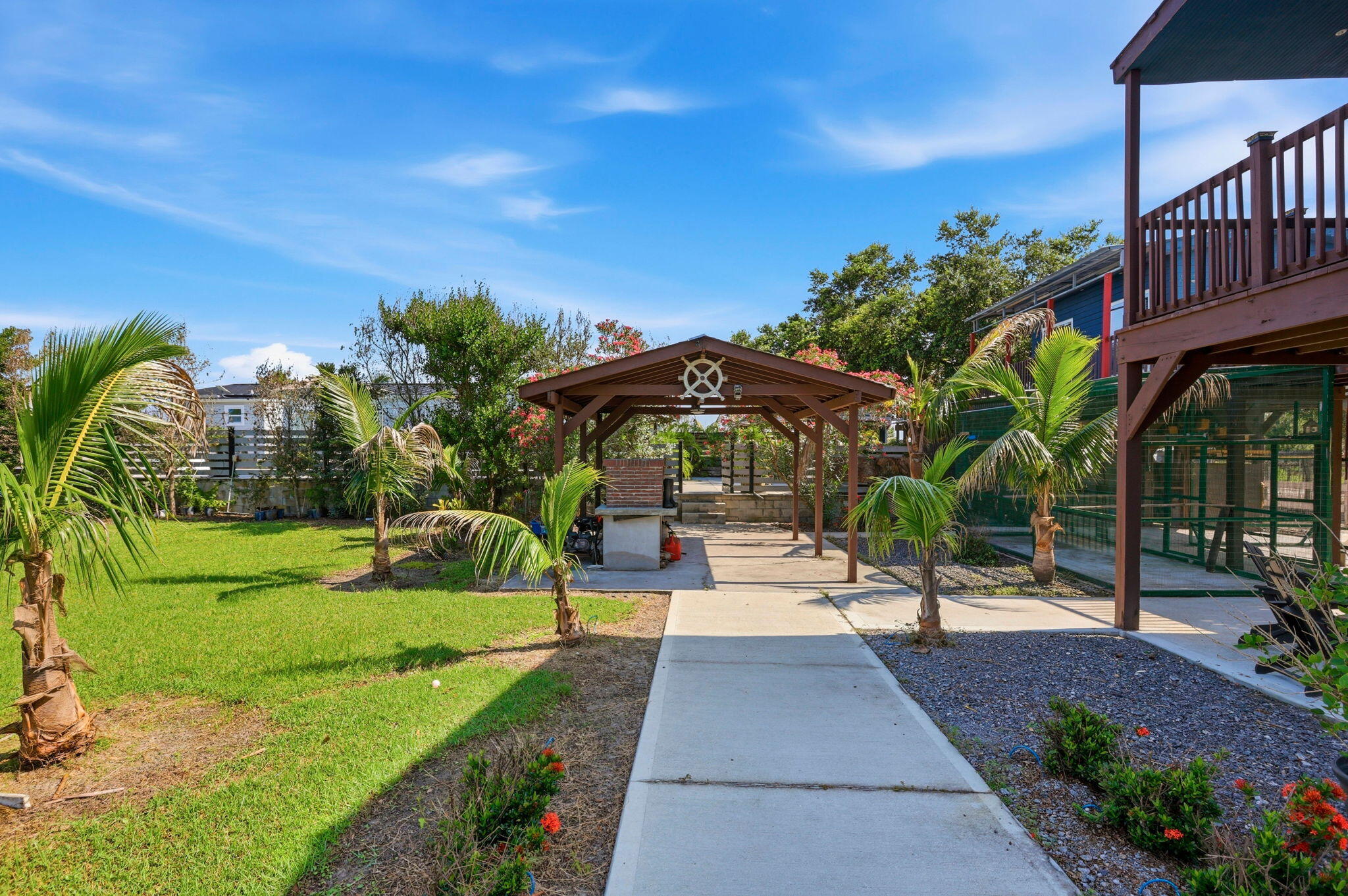 main property photo 49