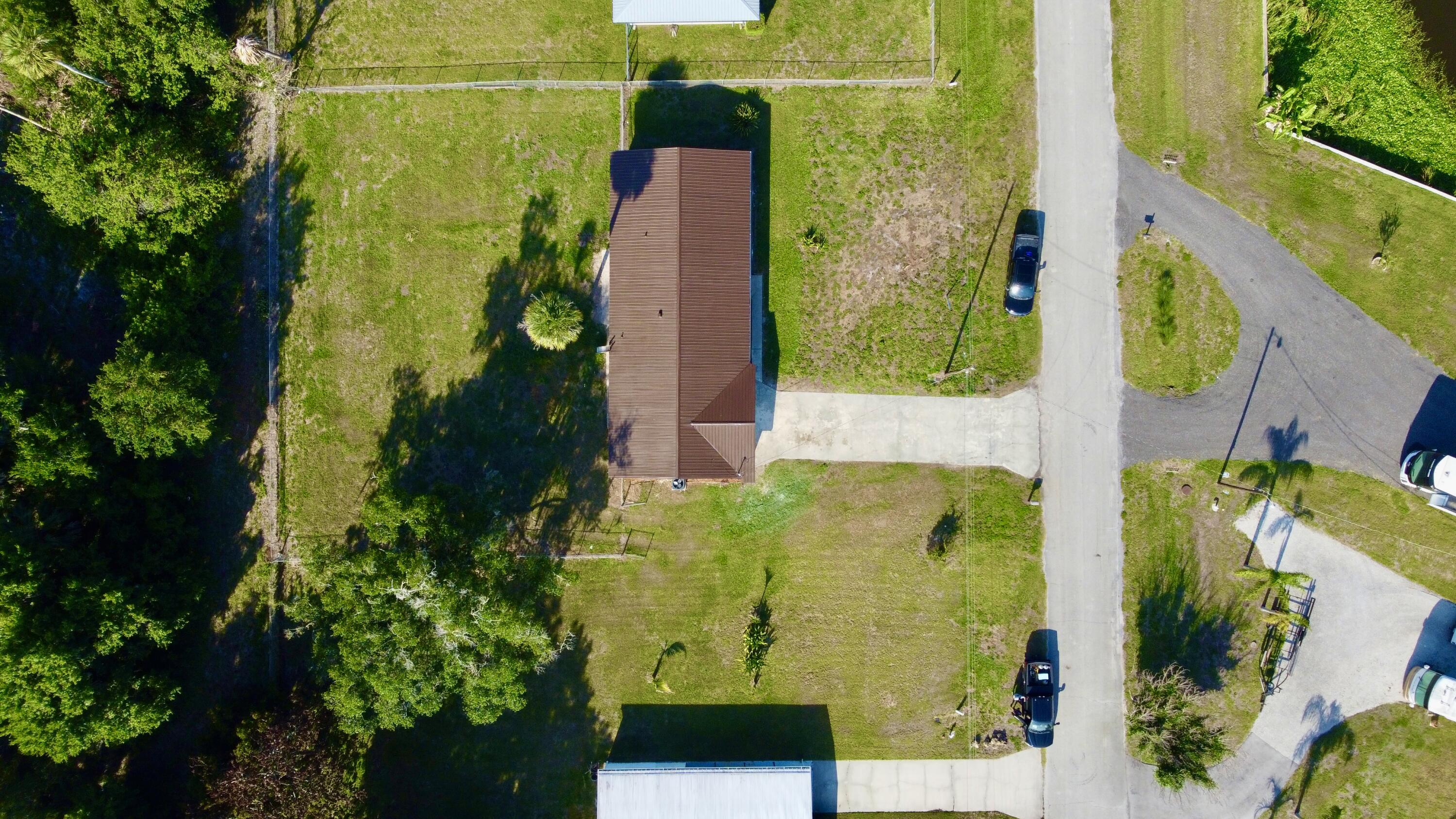 main property photo 30
