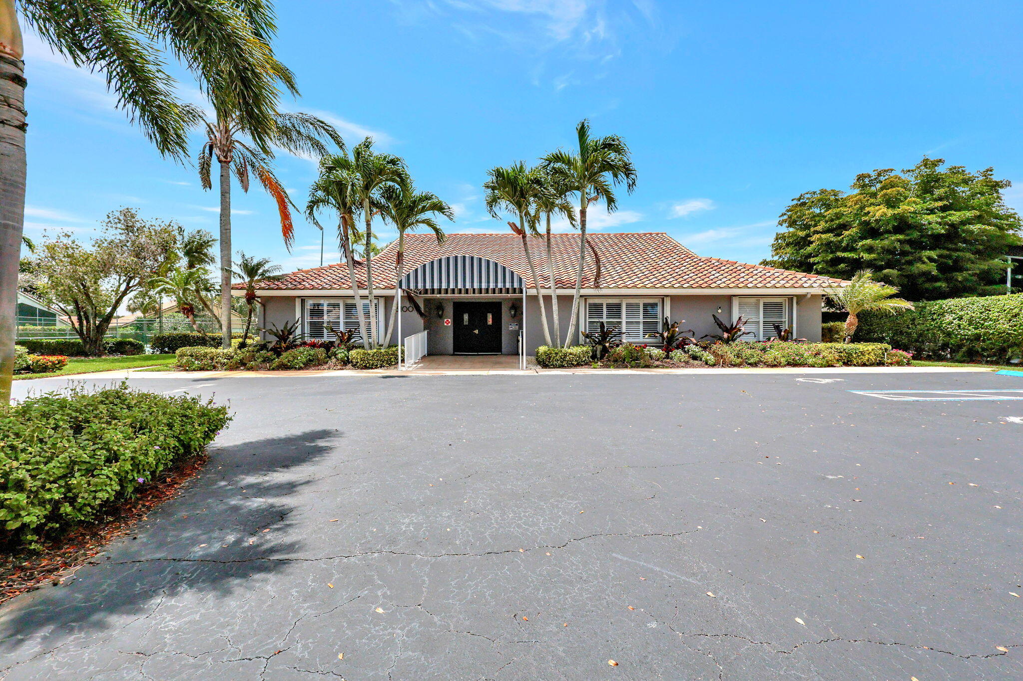 main property photo 64