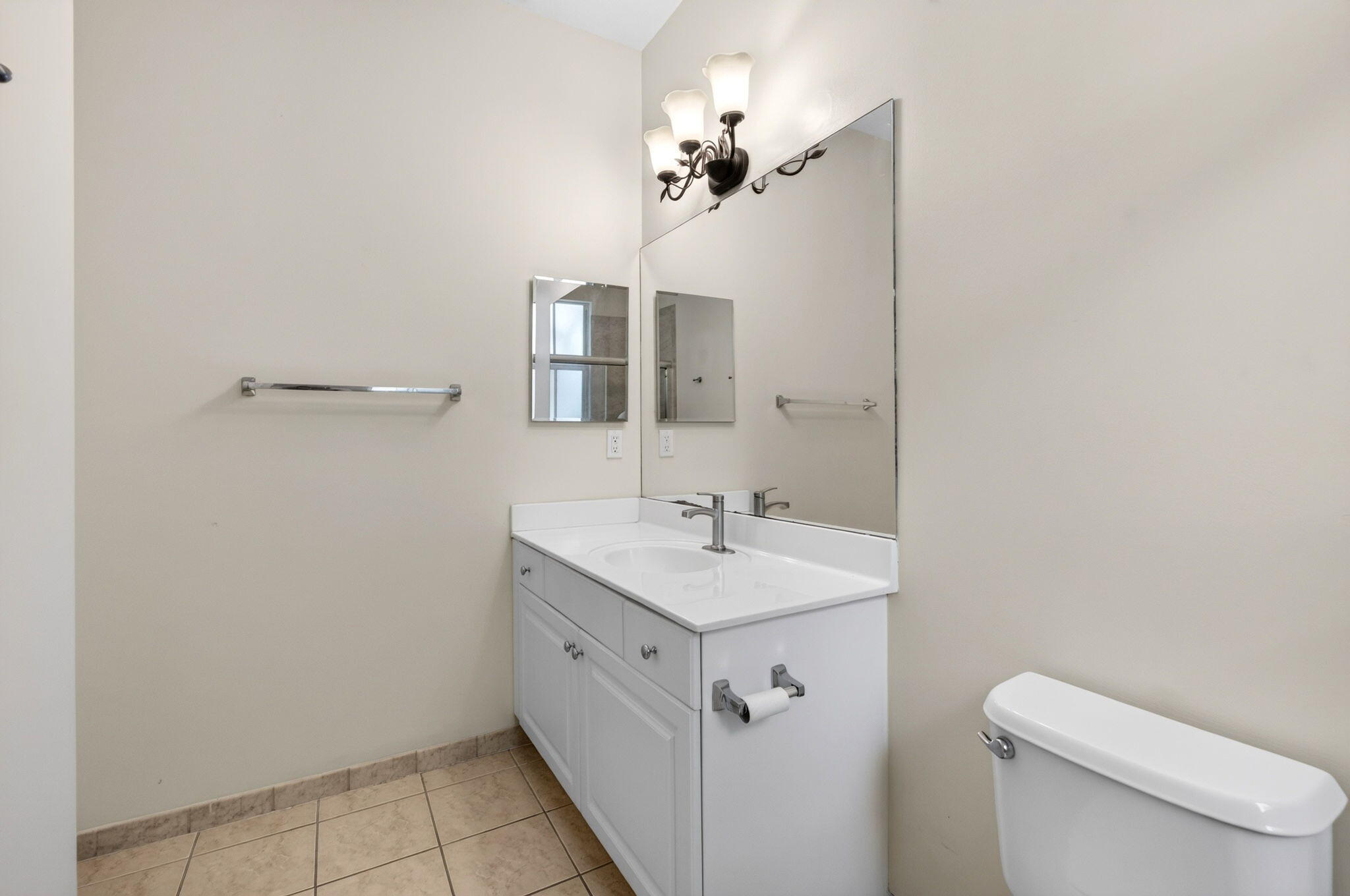 main property photo 64