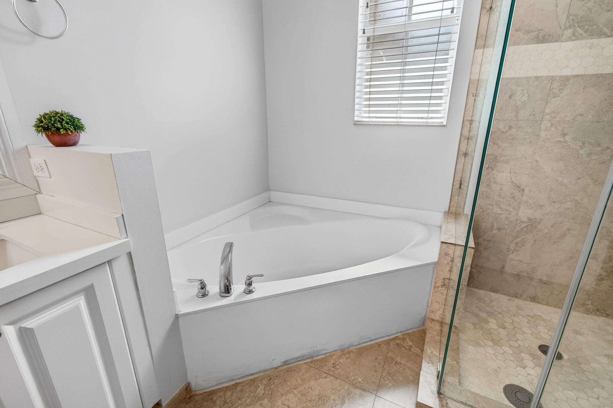 main property photo 82