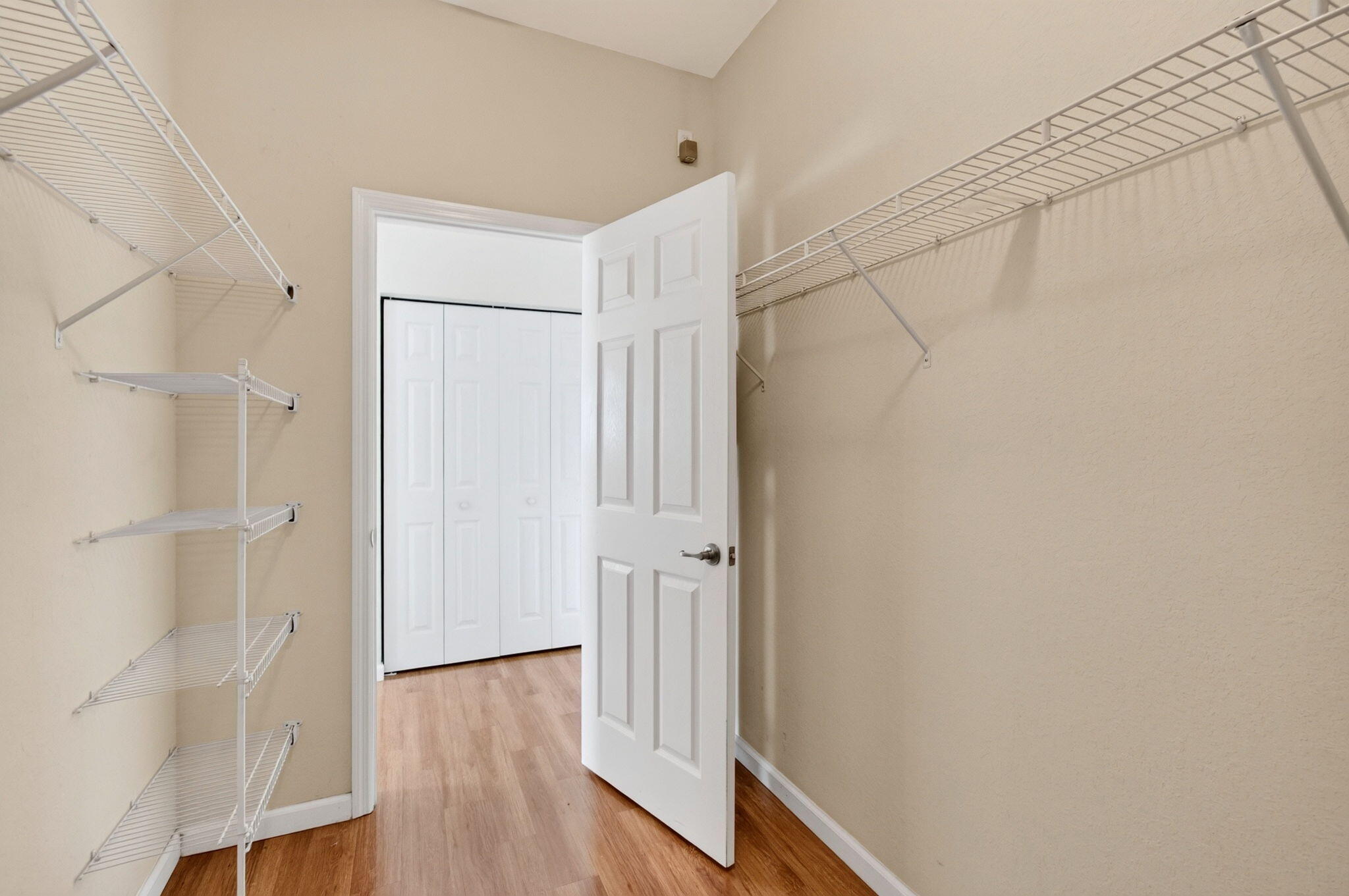 main property photo 90