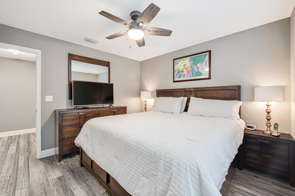 main property photo 65