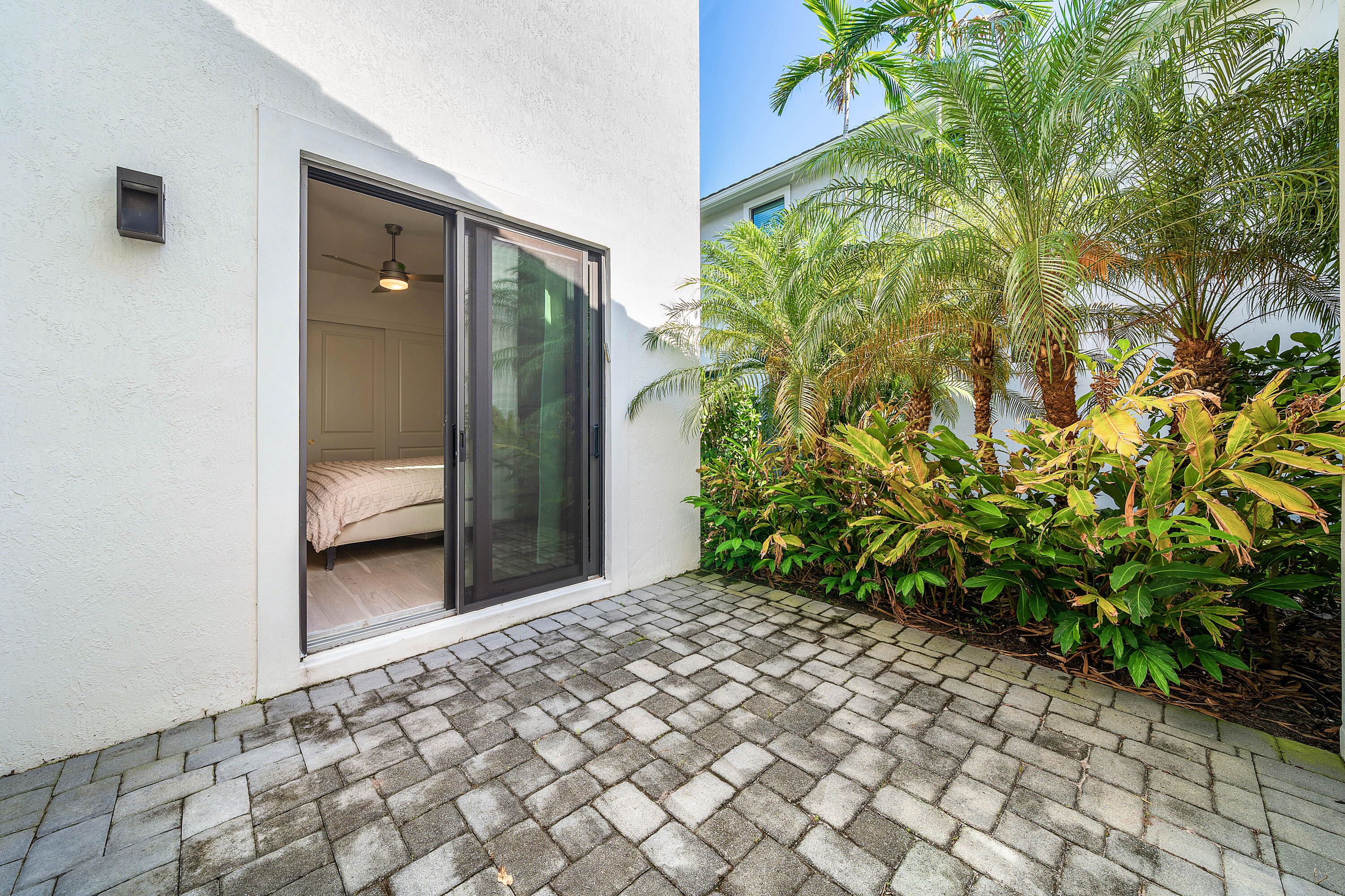 main property photo 64