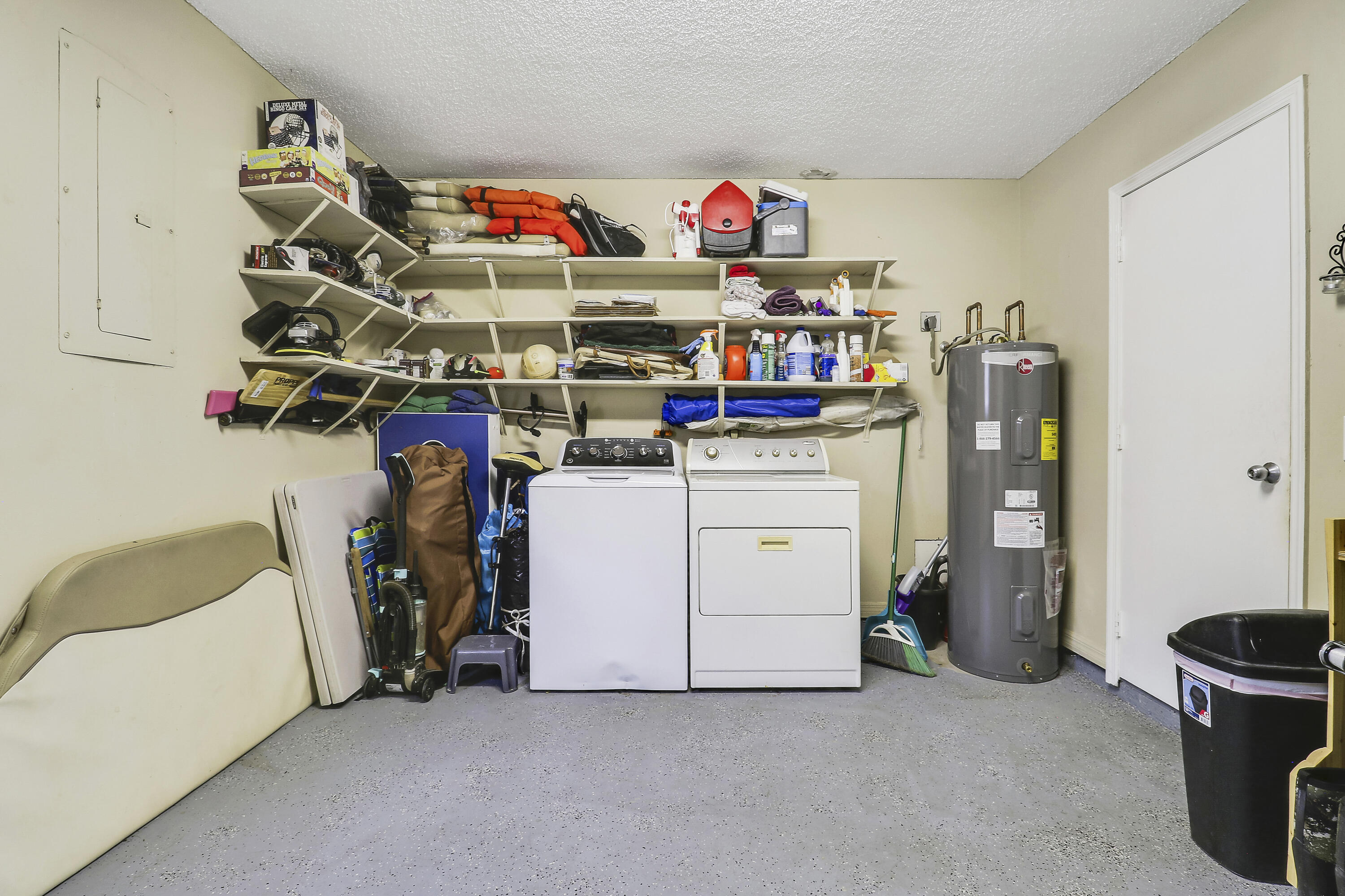 main property photo 16