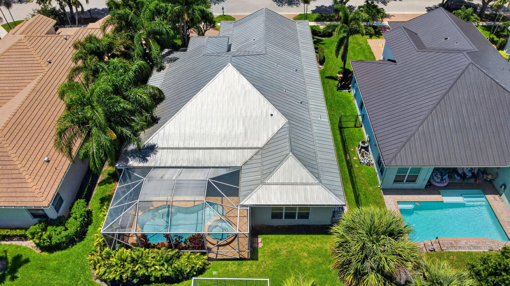 main property photo 77