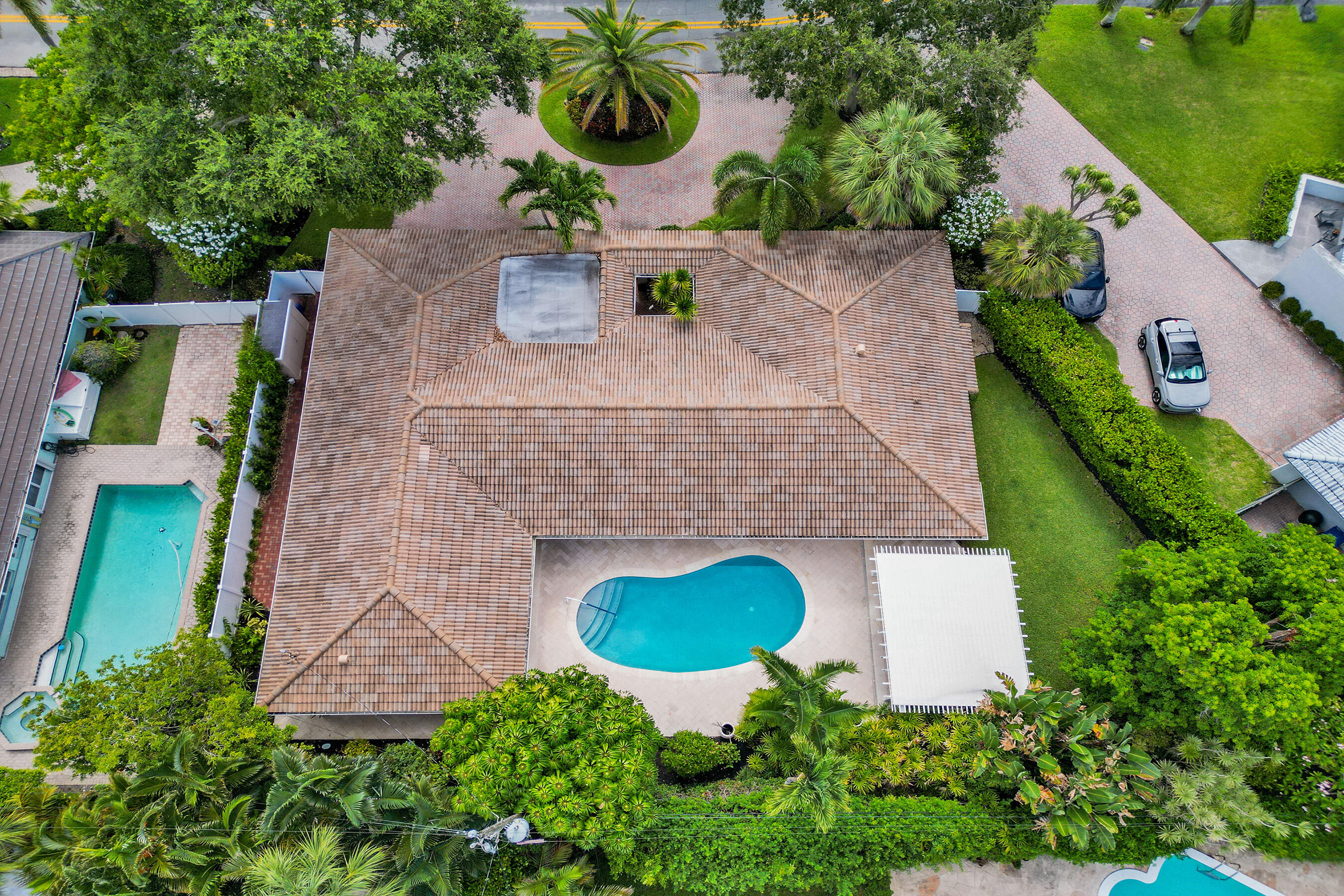 main property photo 44