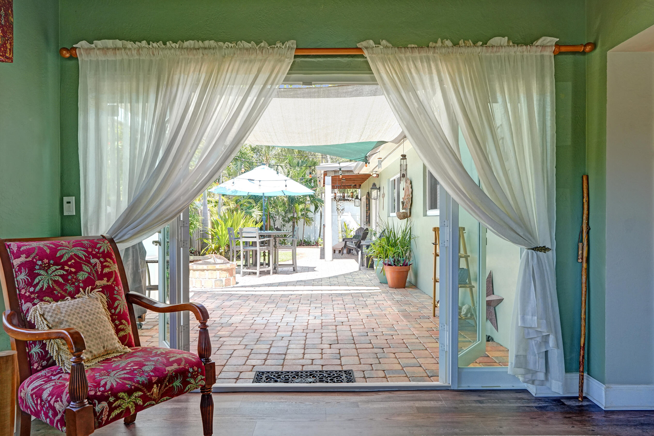 main property photo 15