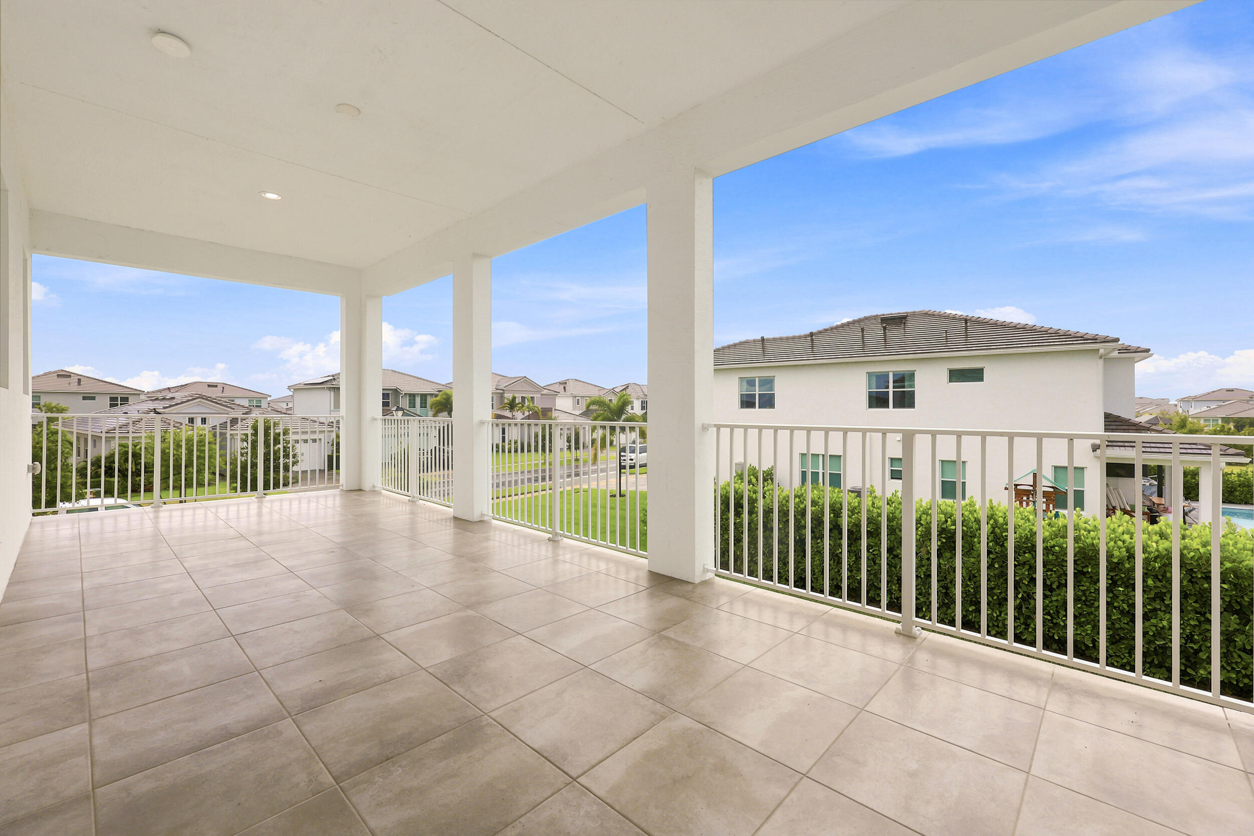 main property photo 58