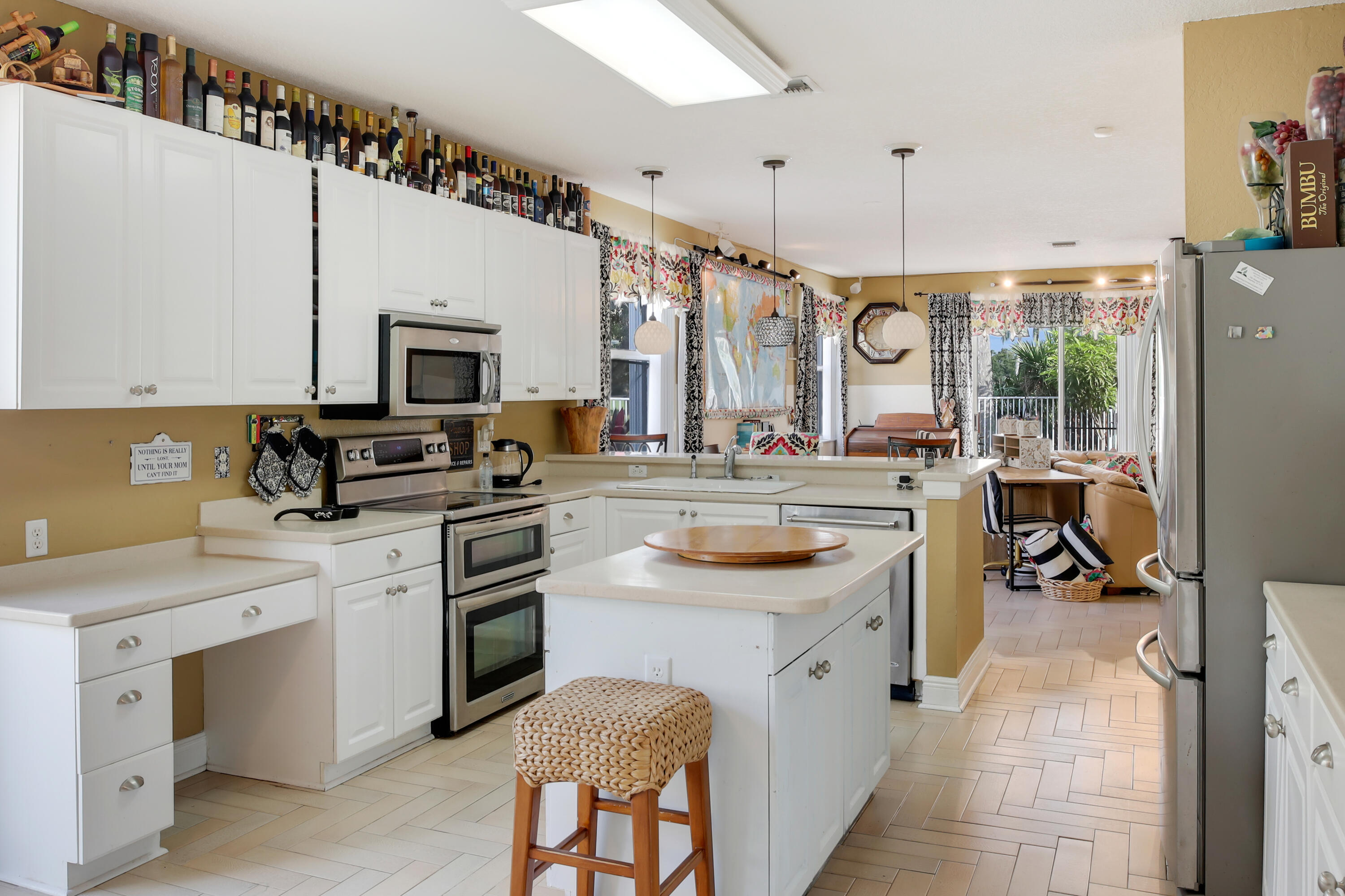 main property photo 15