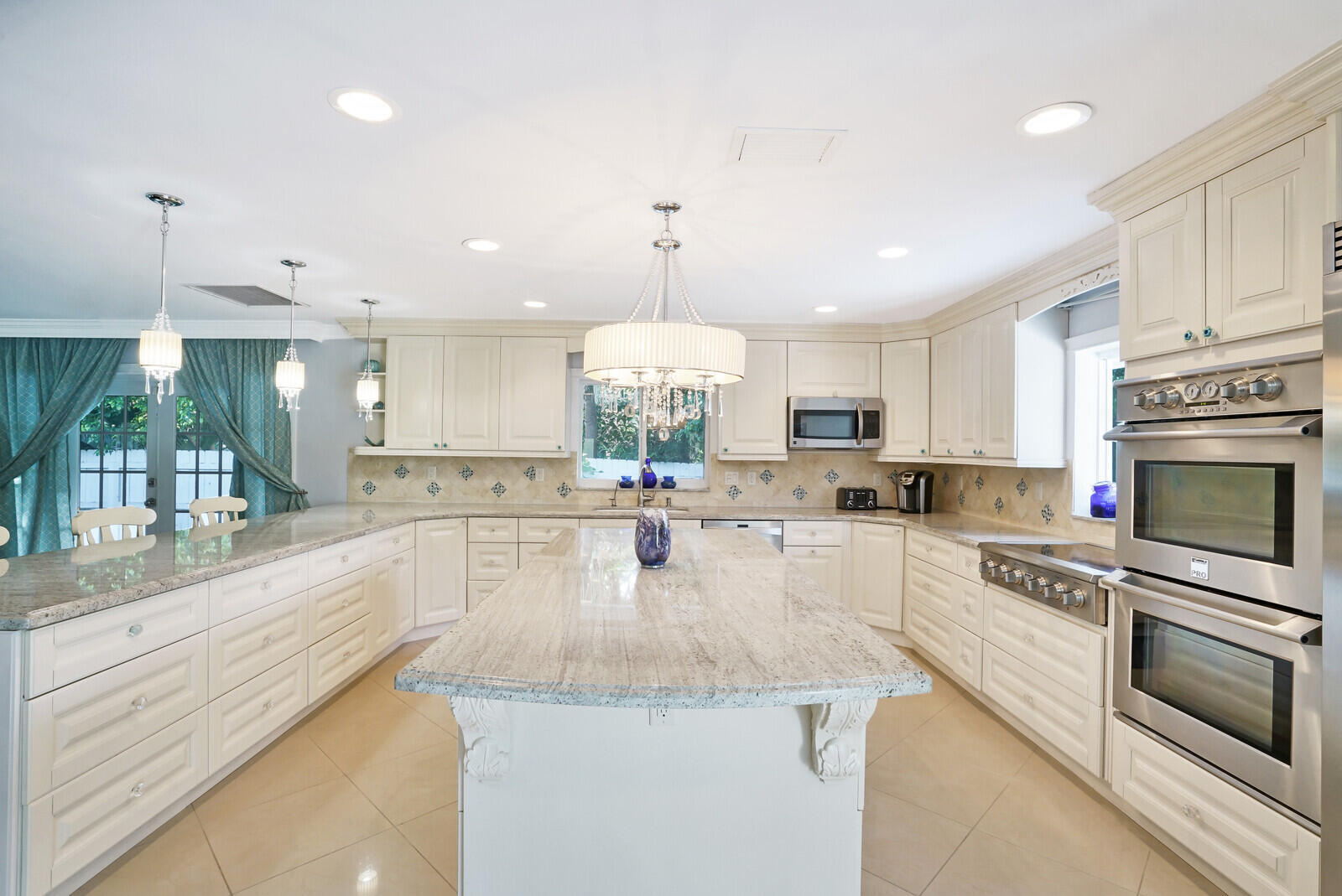 main property photo 19