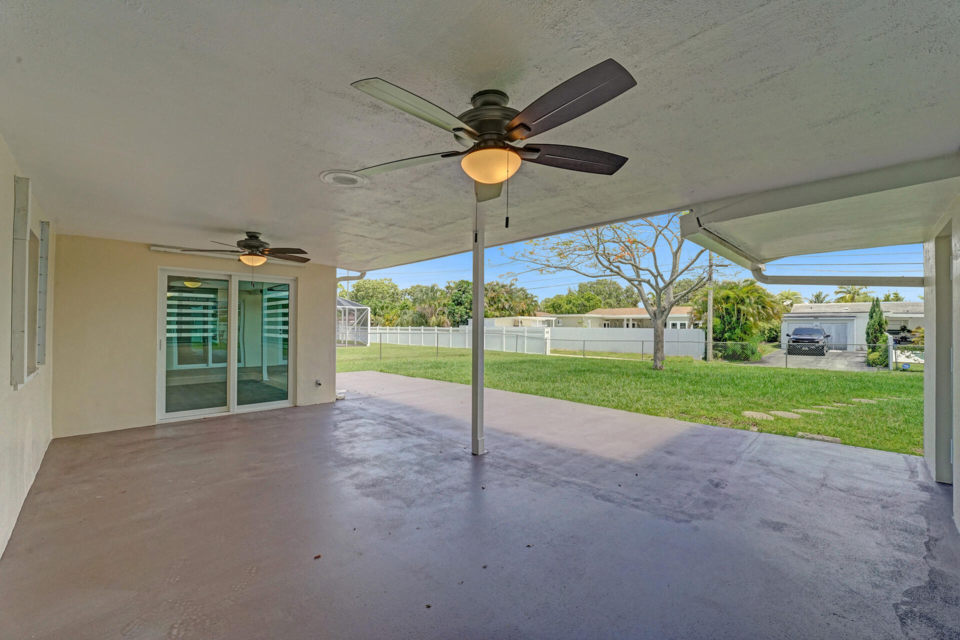main property photo 51