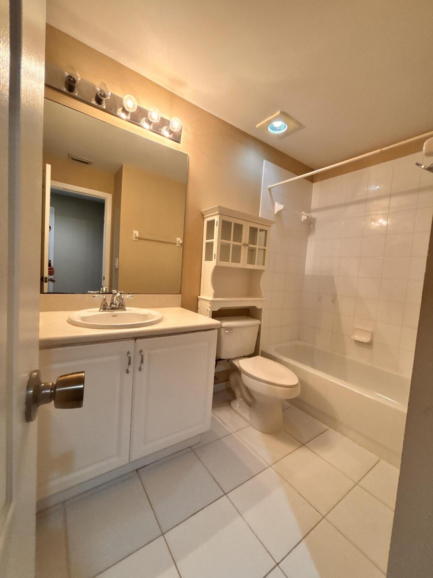 property viewer photo 17