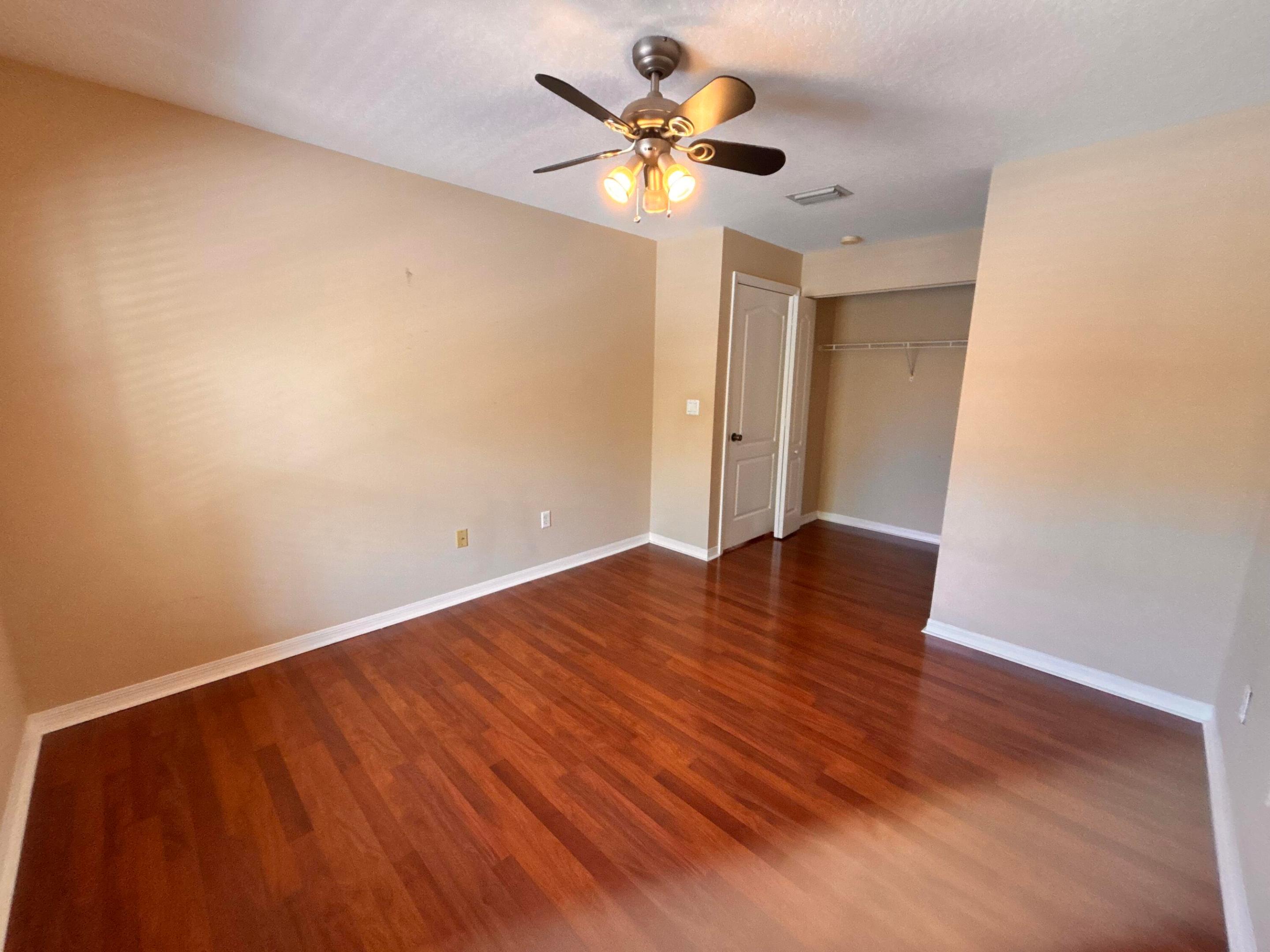 property viewer photo 21