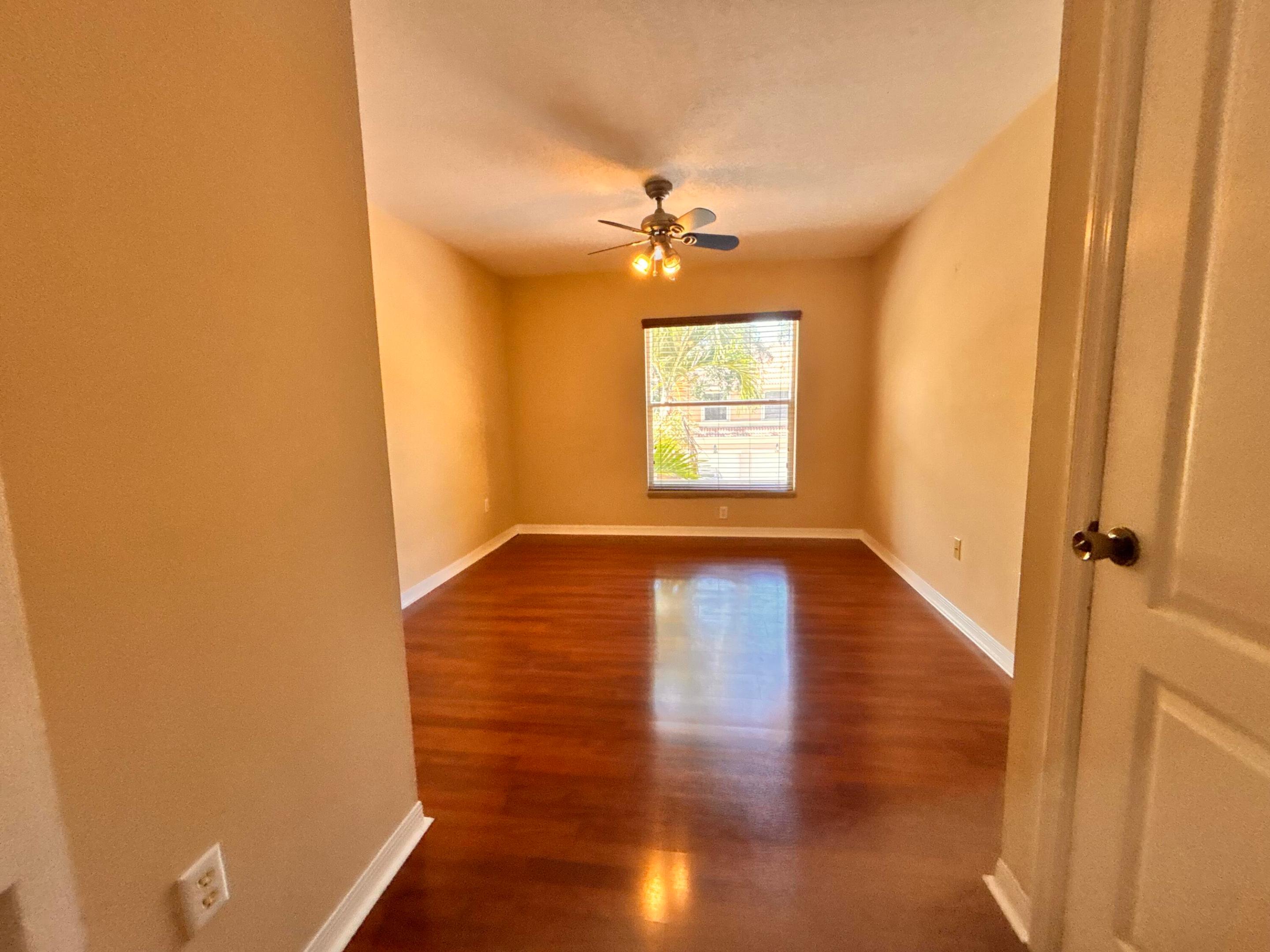 property viewer photo 22