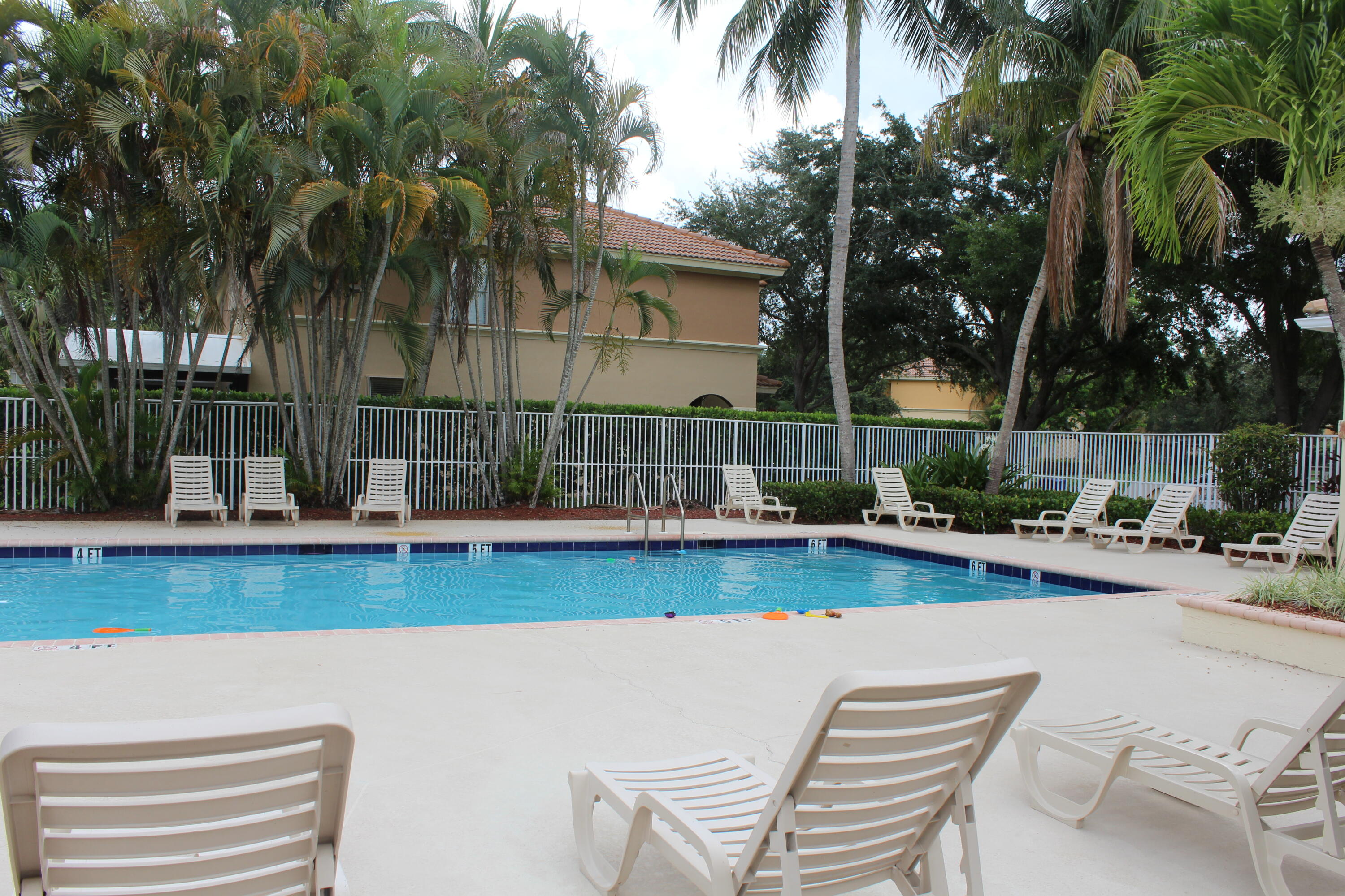 property viewer photo 27