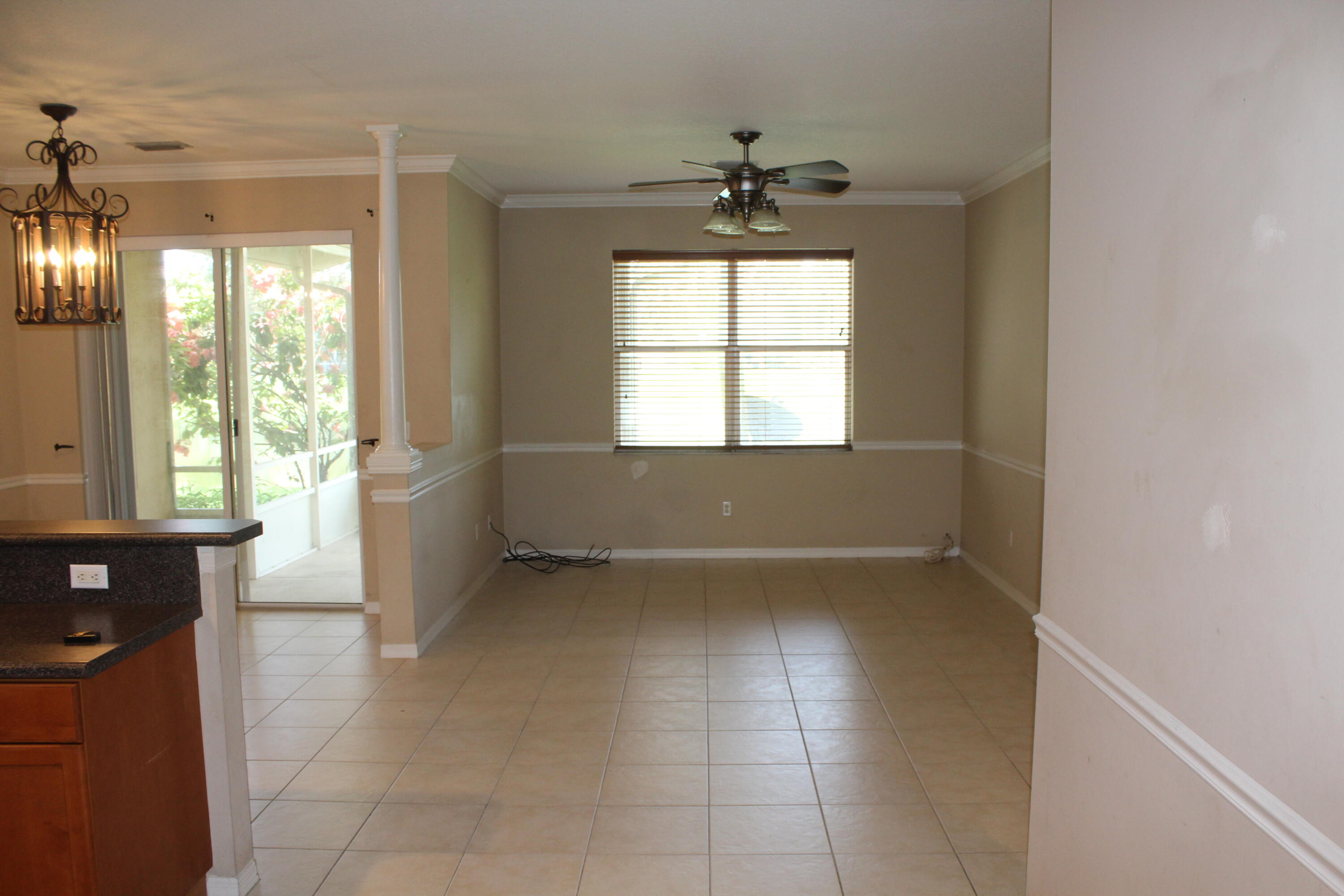 property viewer photo 8