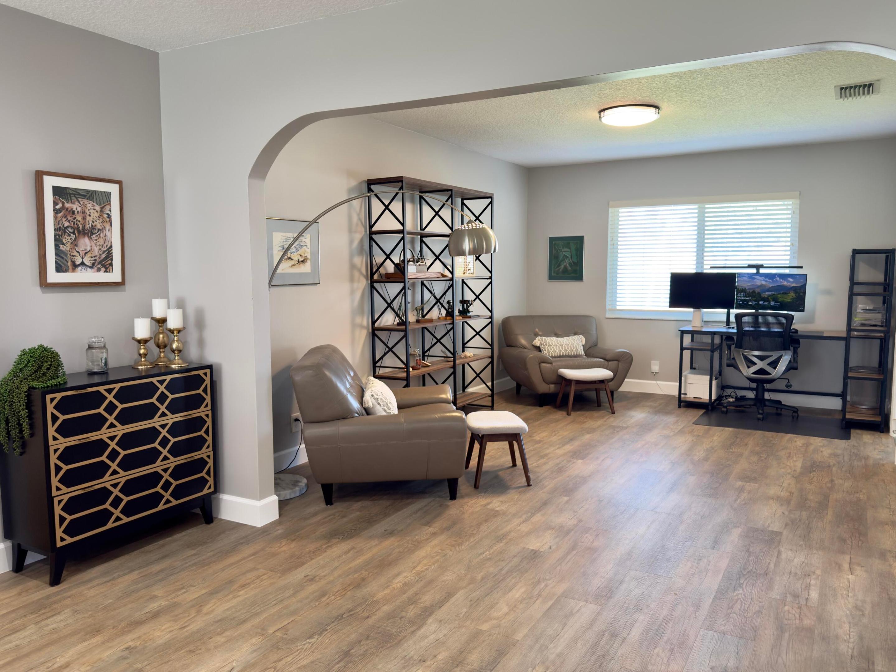 property viewer photo 10