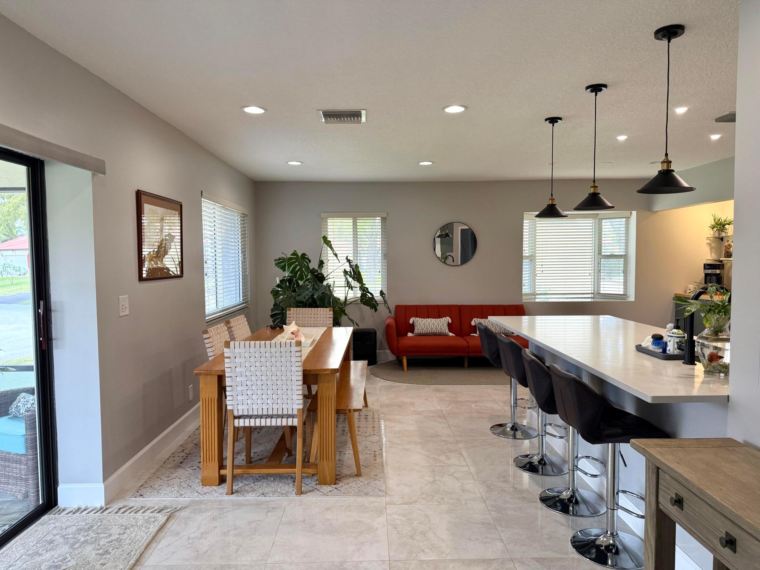 property viewer photo 4