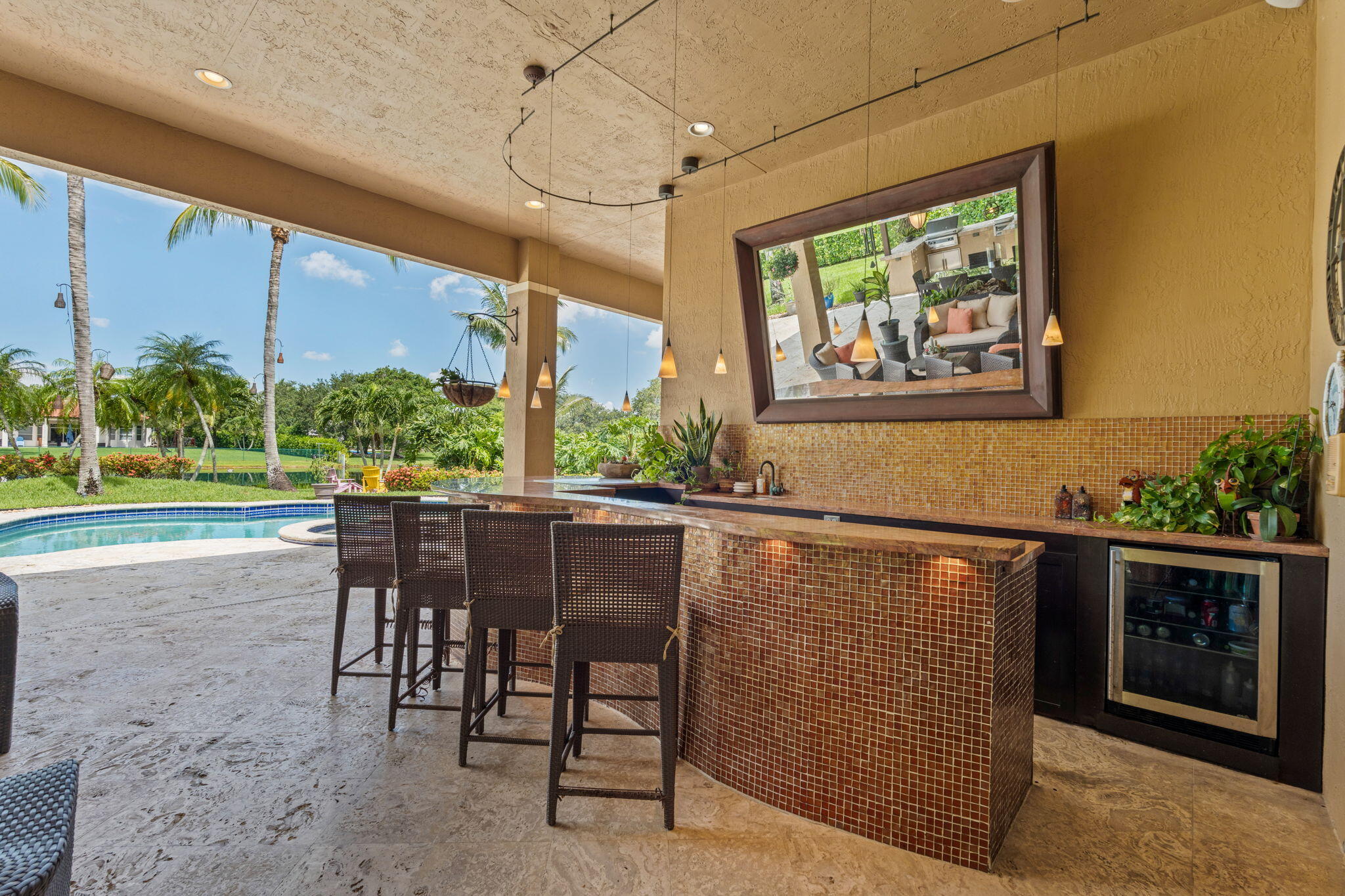 main property photo 44