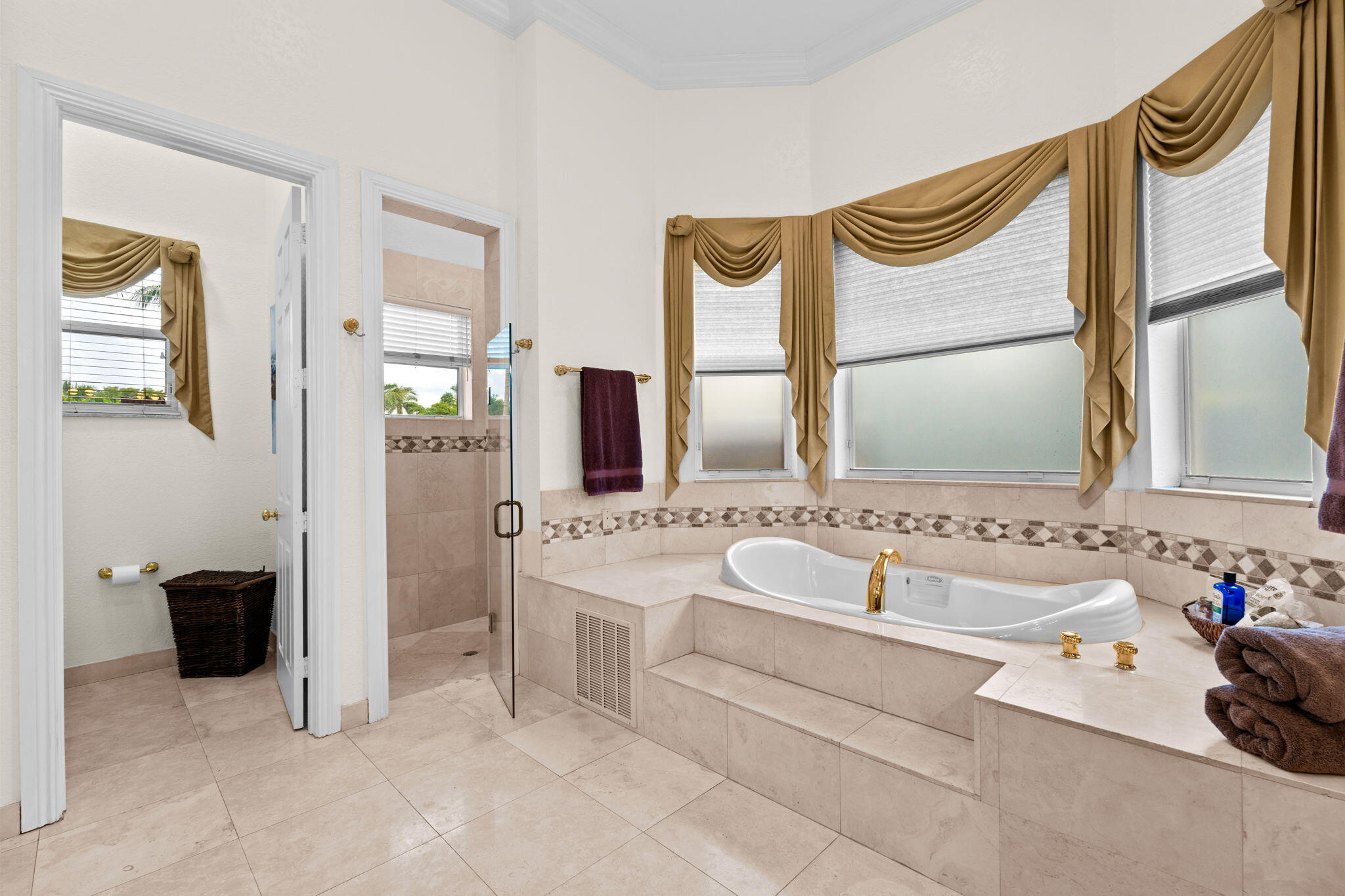 main property photo 72