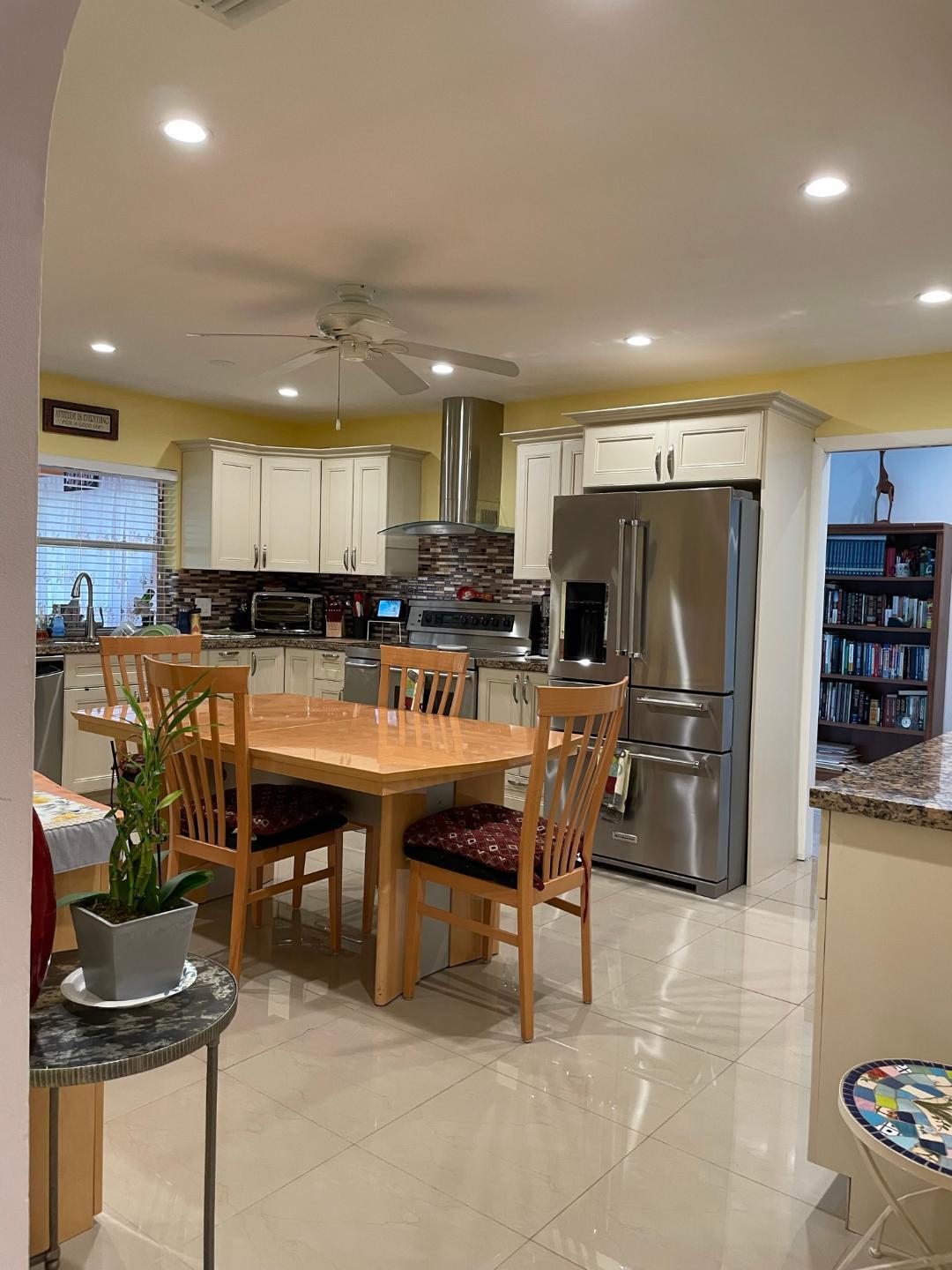 main property photo 7