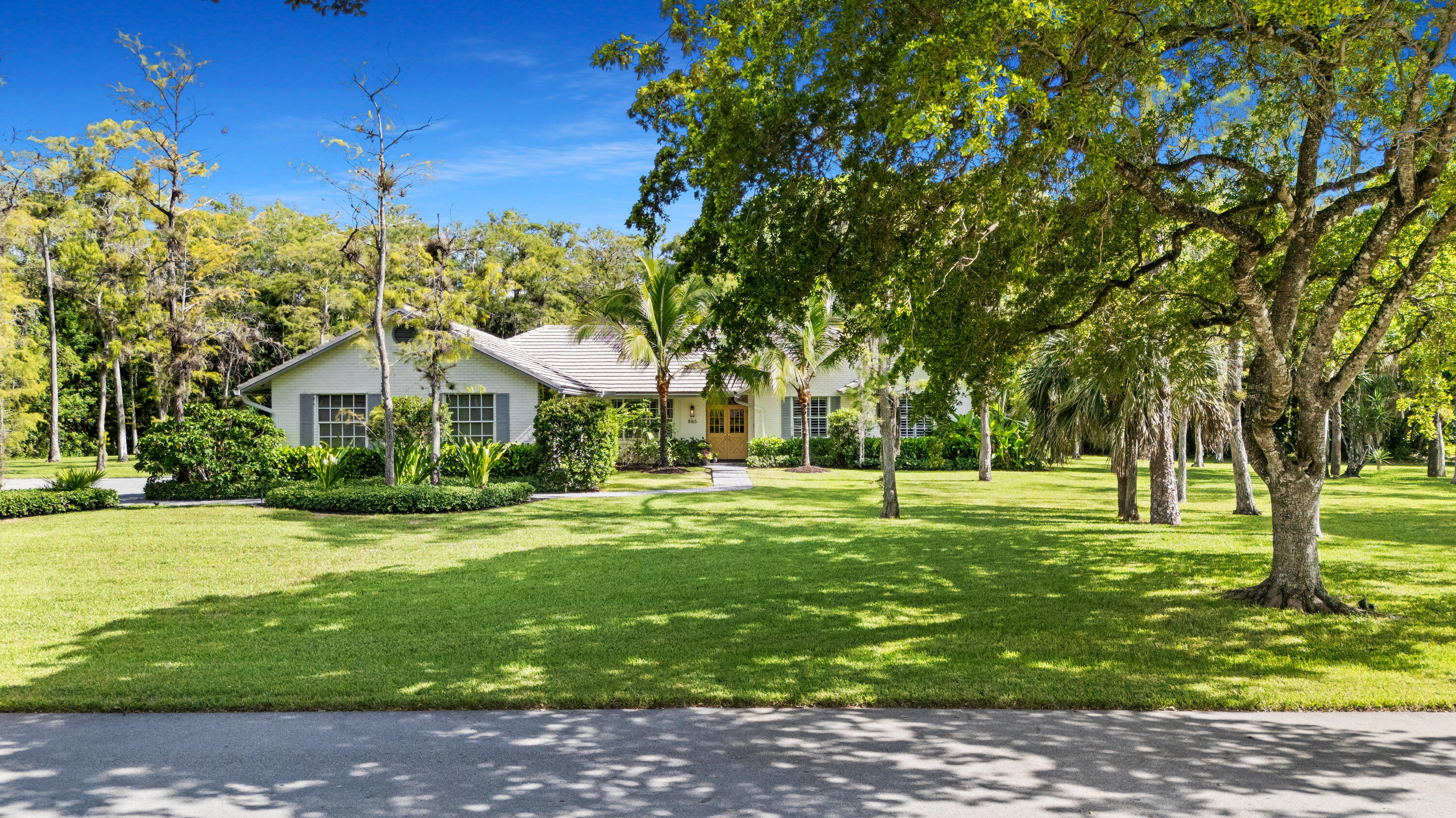 main property photo 34