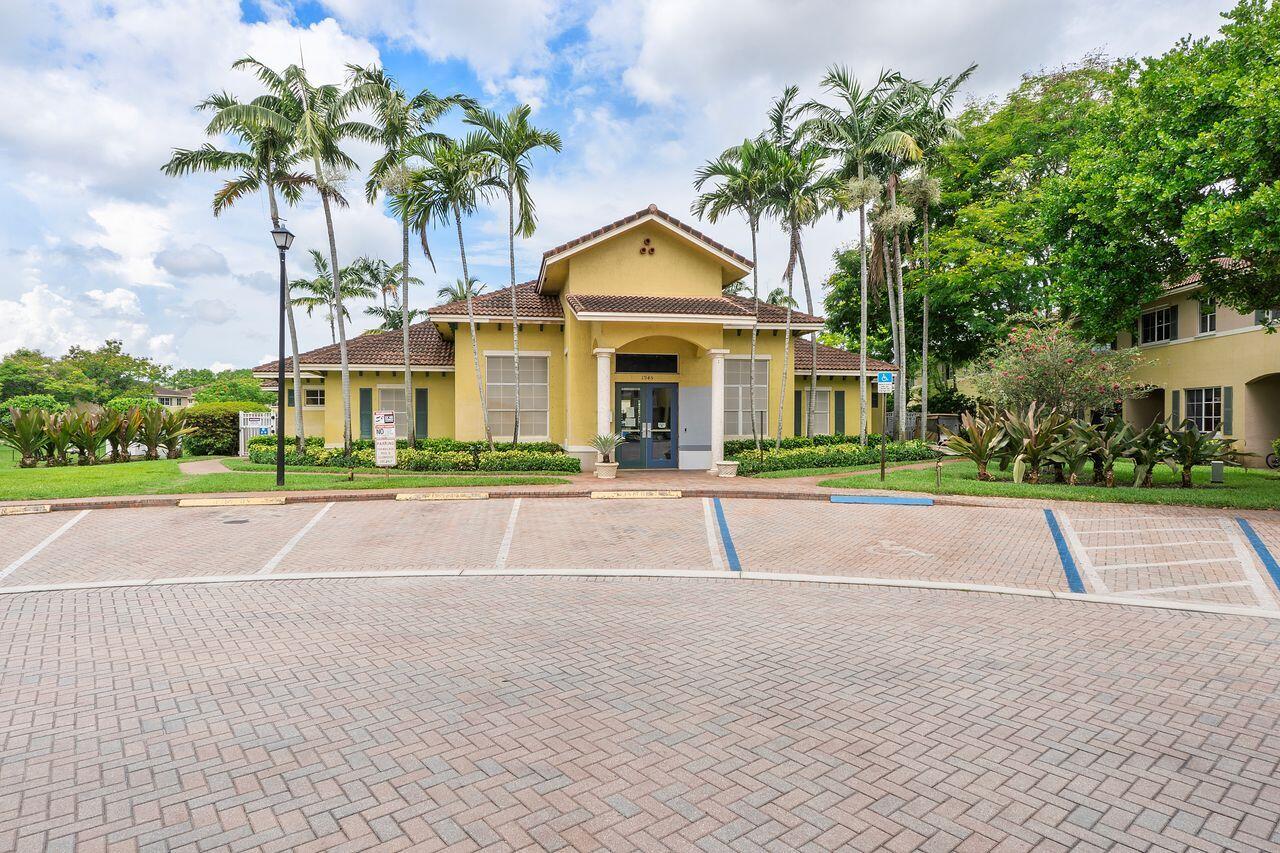 main property photo 25