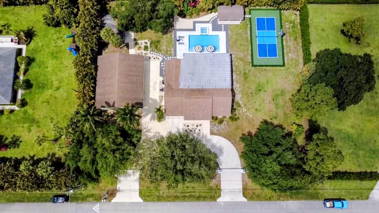 main property photo 54