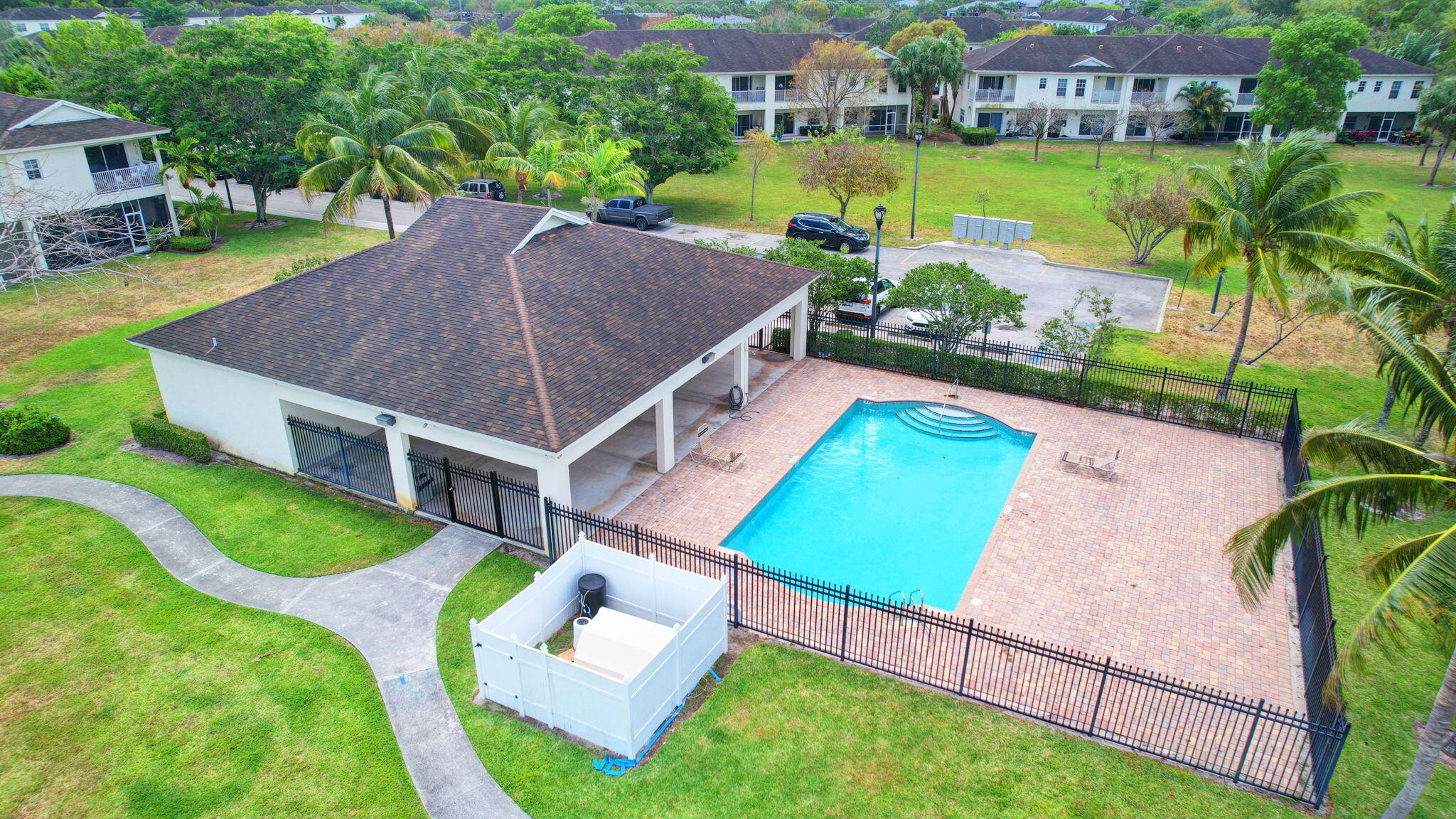 main property photo 67
