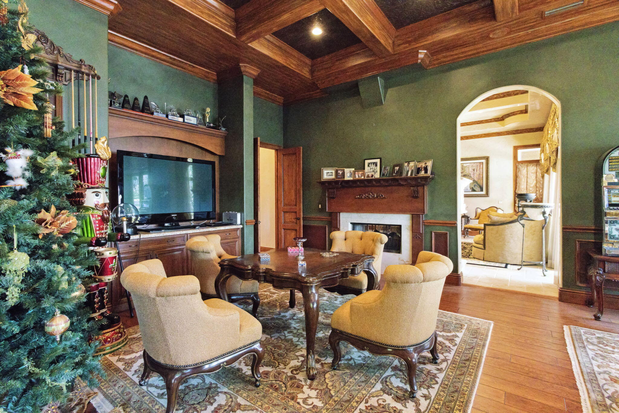 main property photo 44