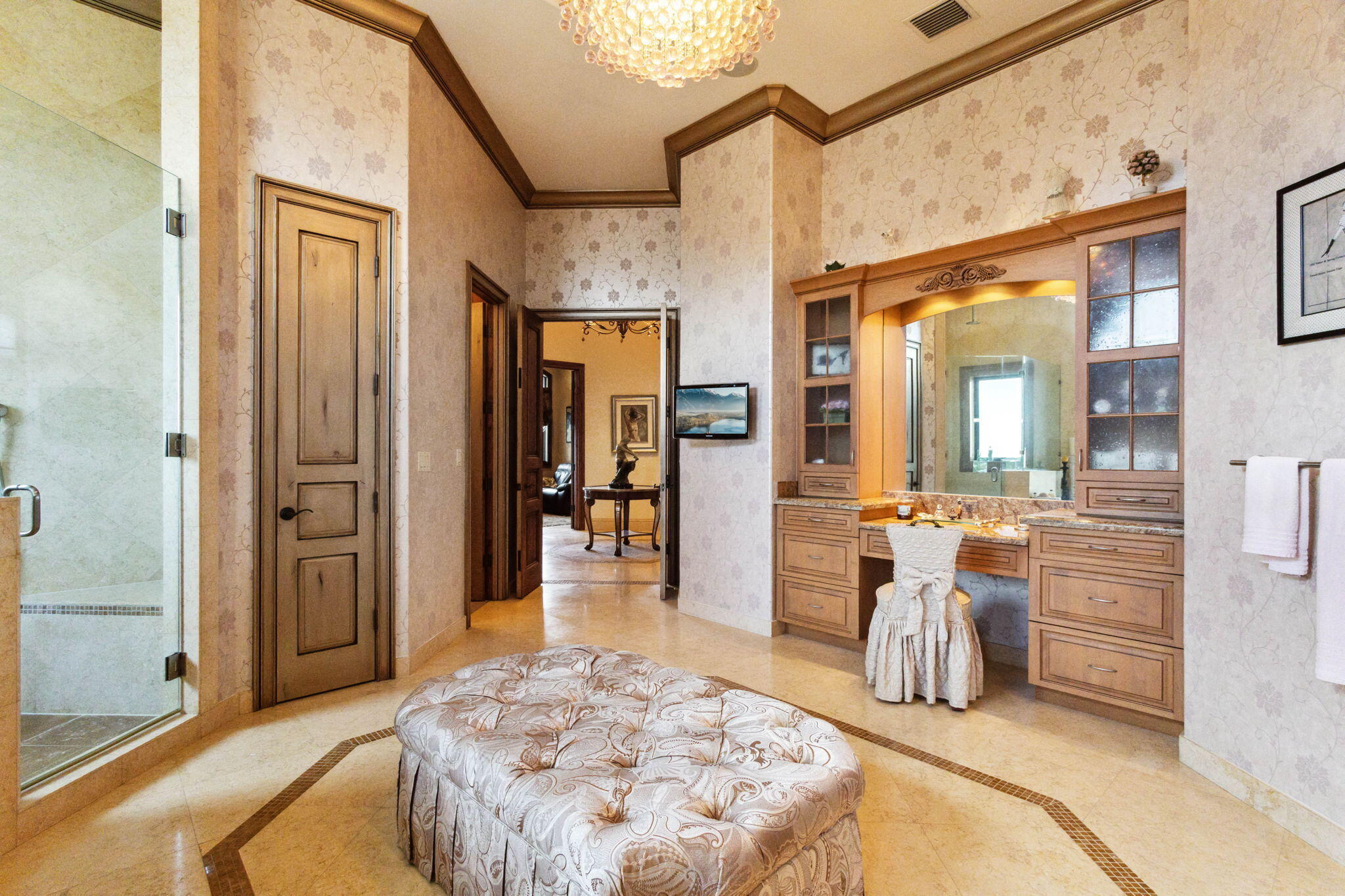 main property photo 60