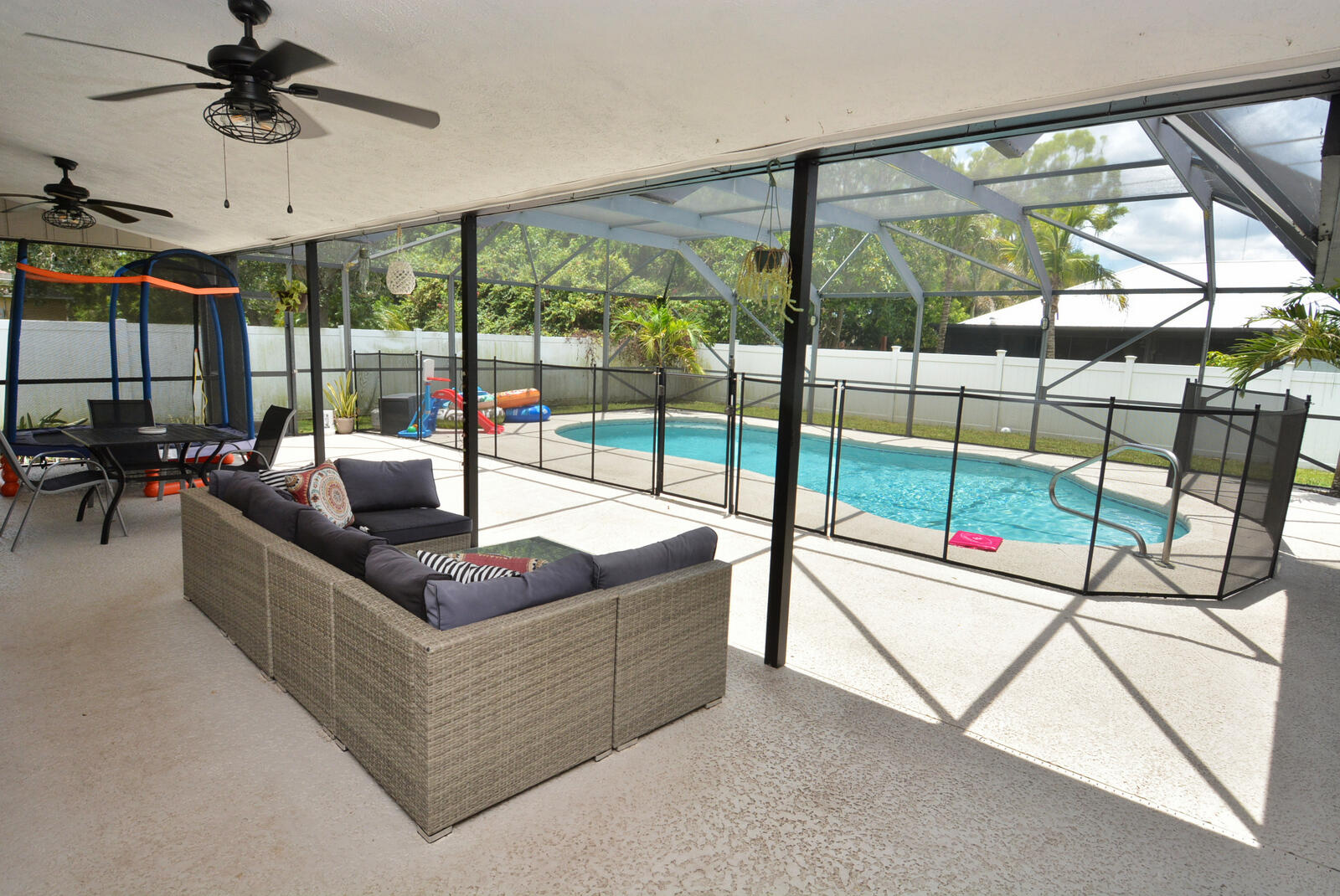 main property photo 109