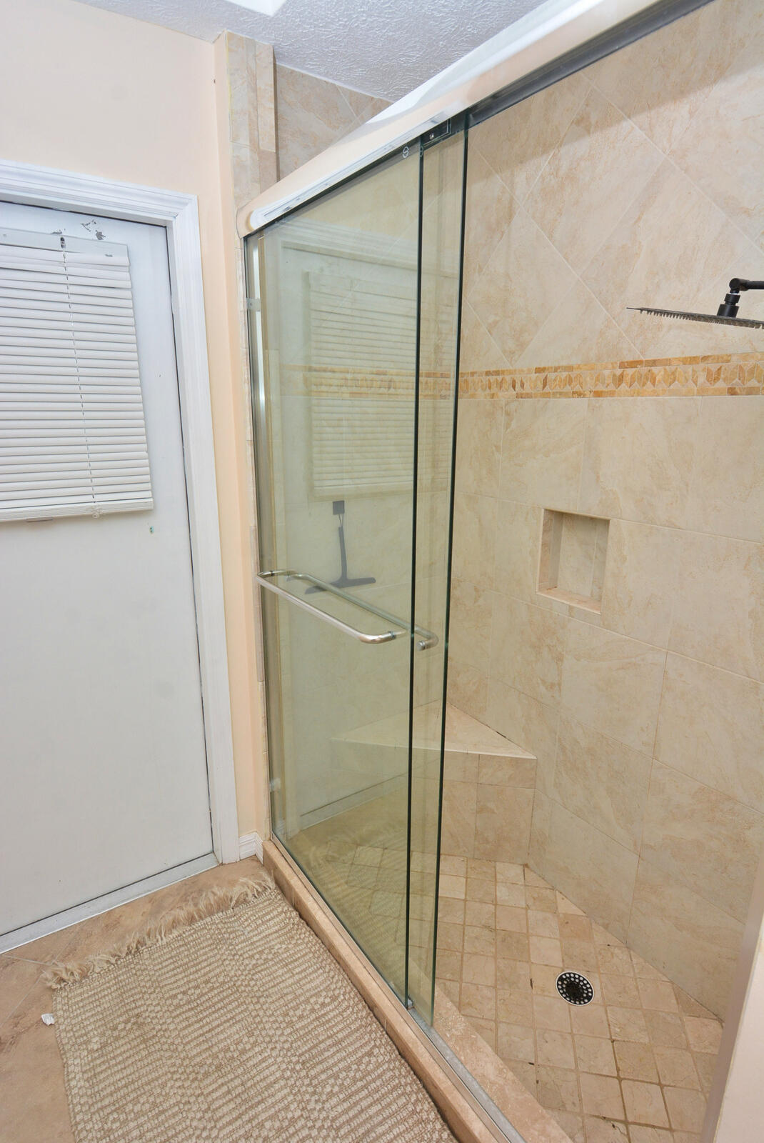 main property photo 68