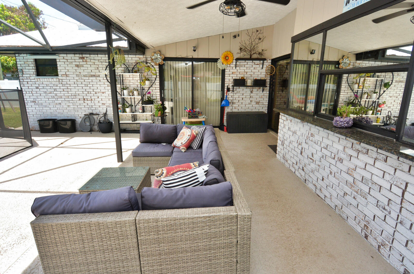 main property photo 75