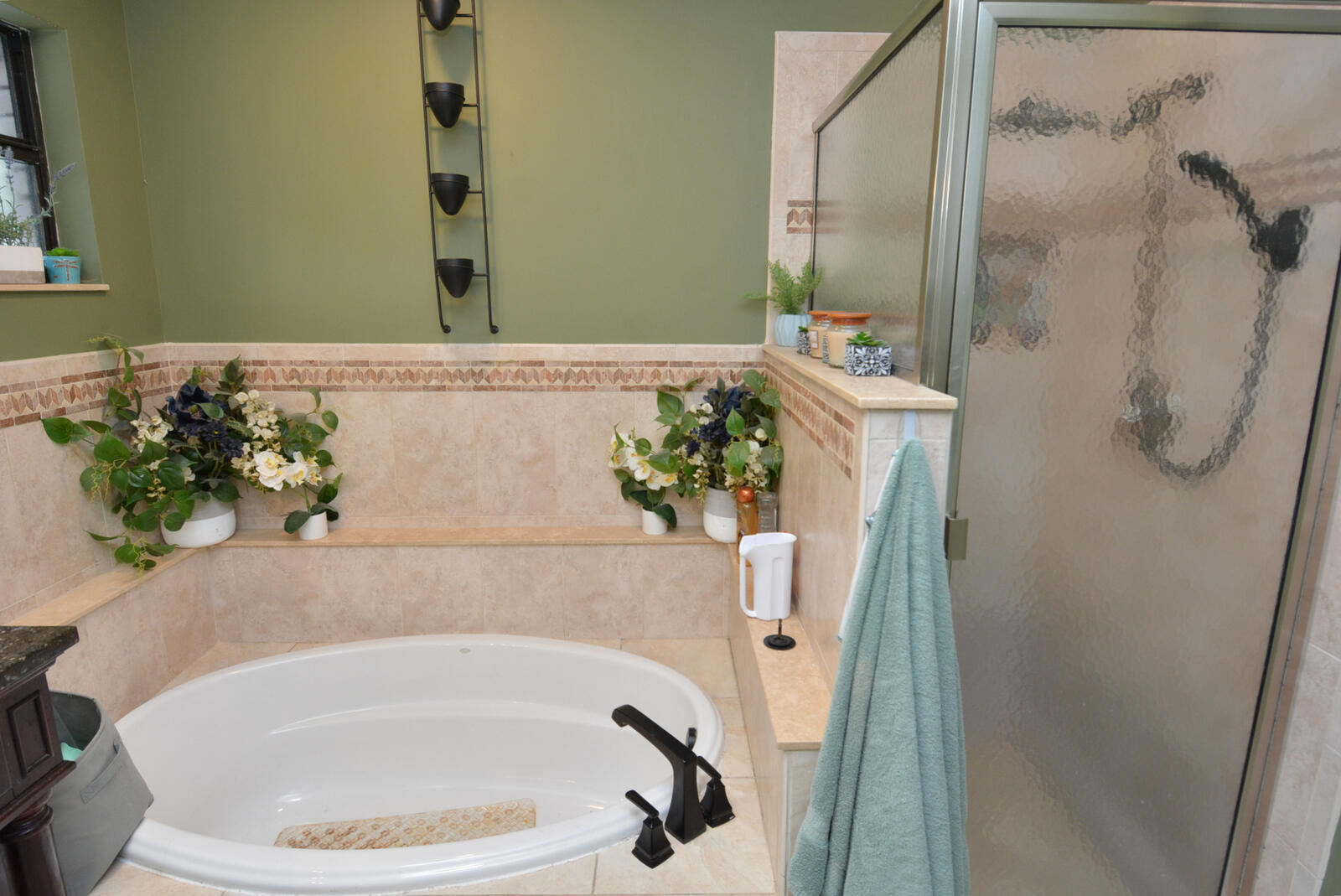 main property photo 83
