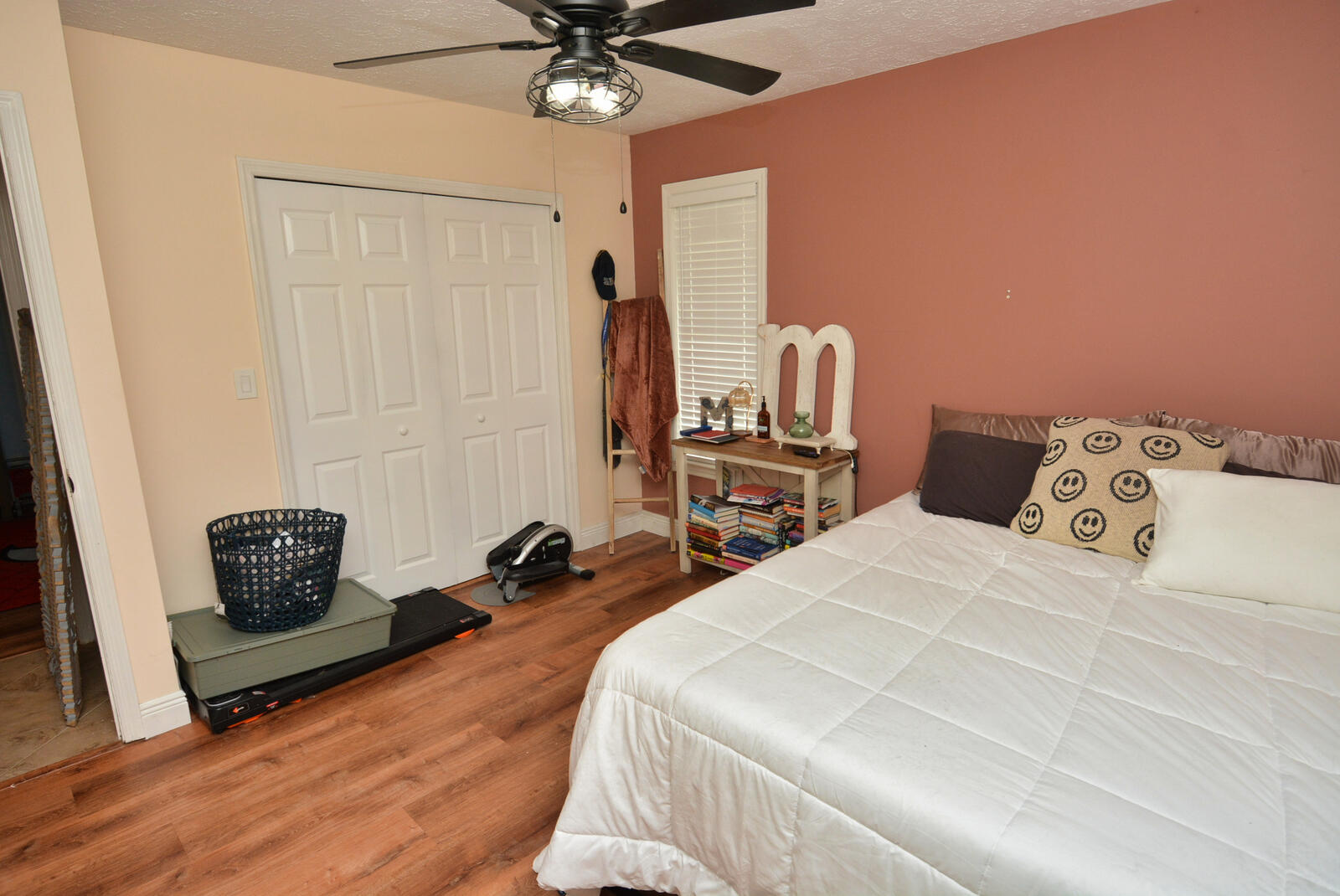 main property photo 99