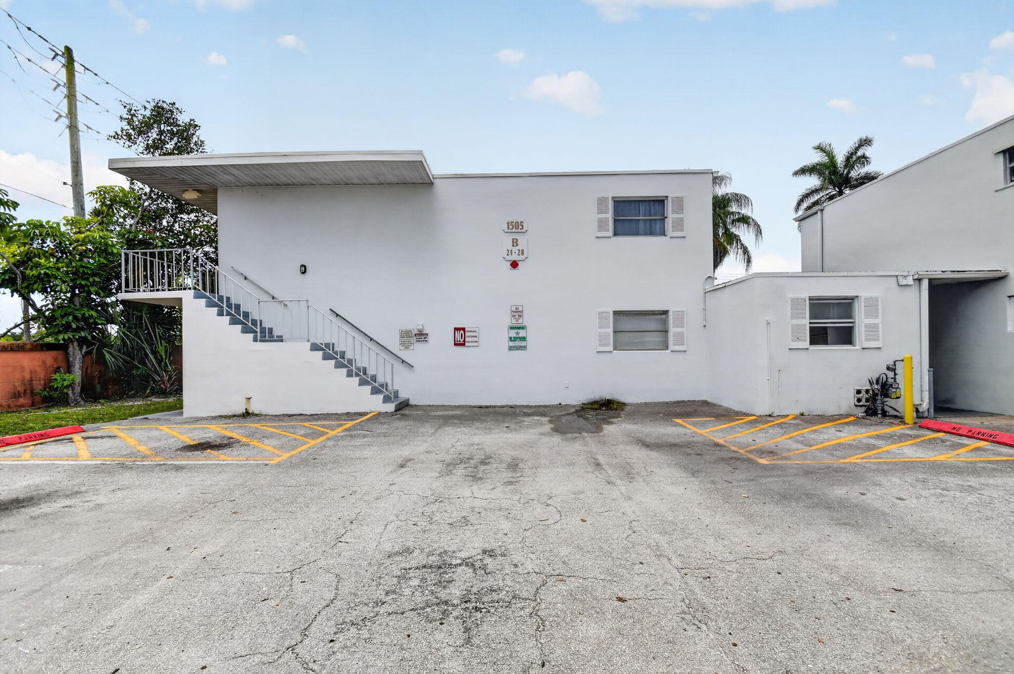main property photo 6