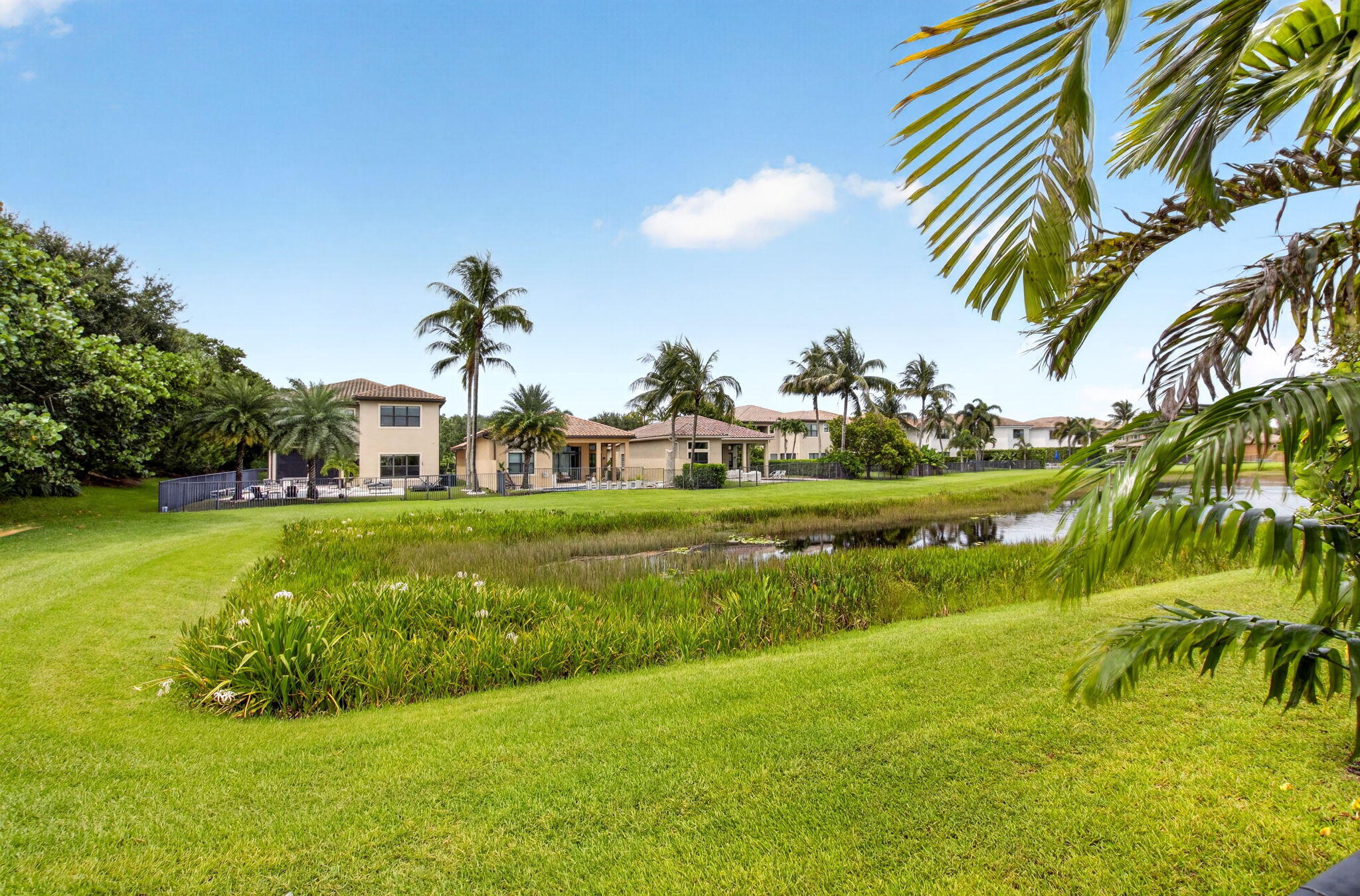 main property photo 89