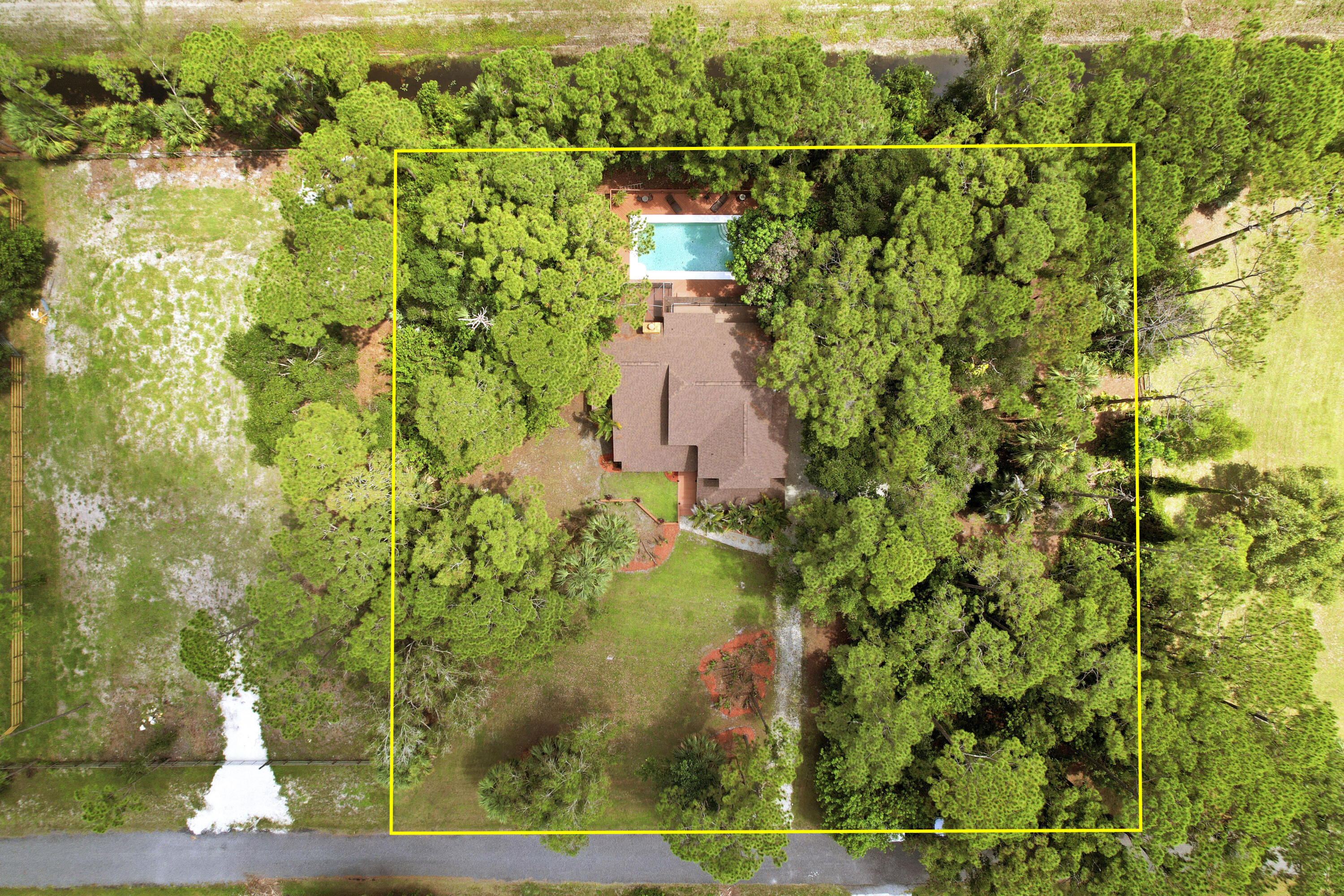 main property photo 4