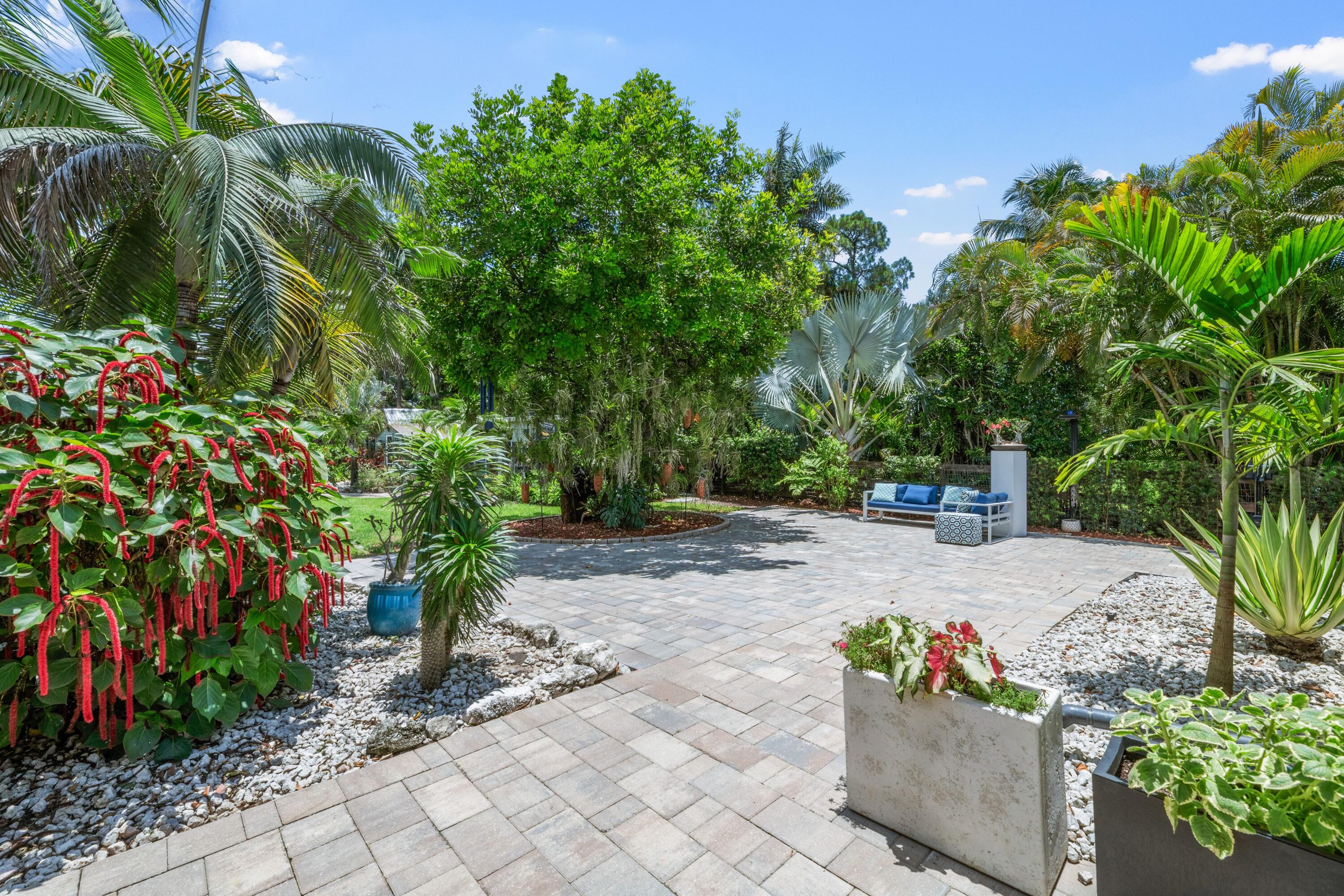 main property photo 50