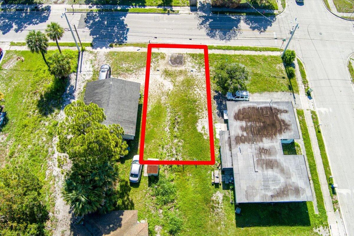 main property photo 7