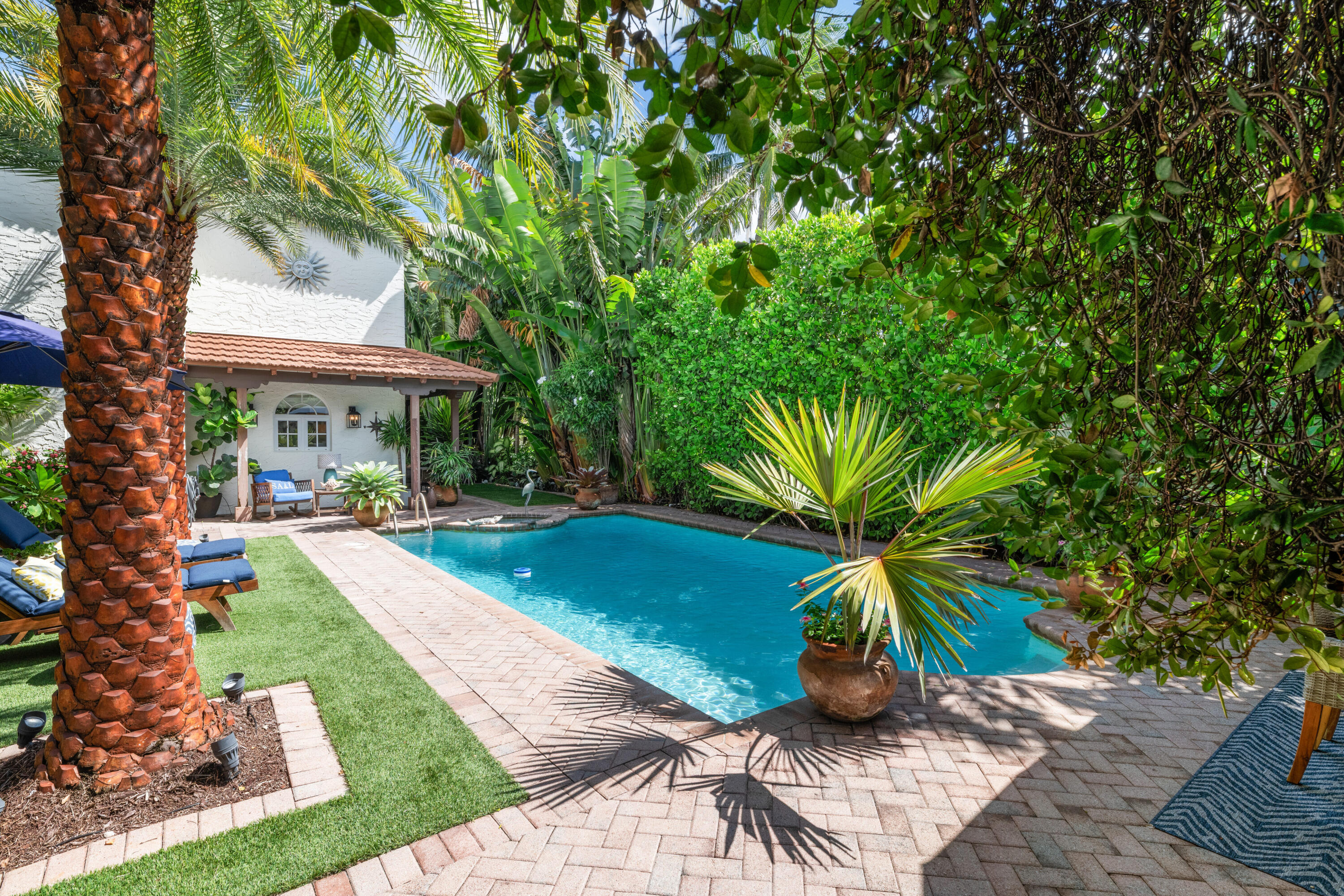 main property photo 66