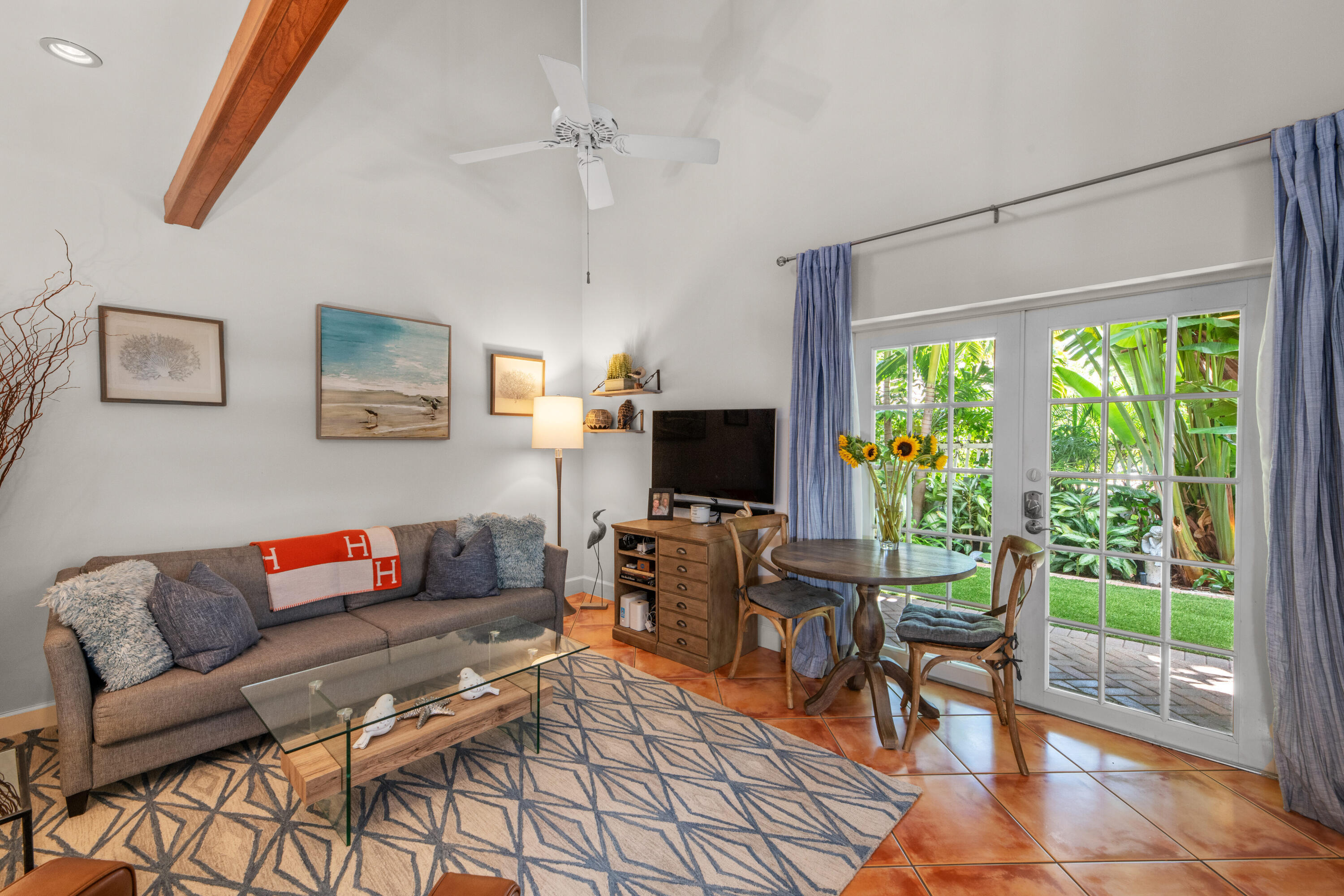 main property photo 78