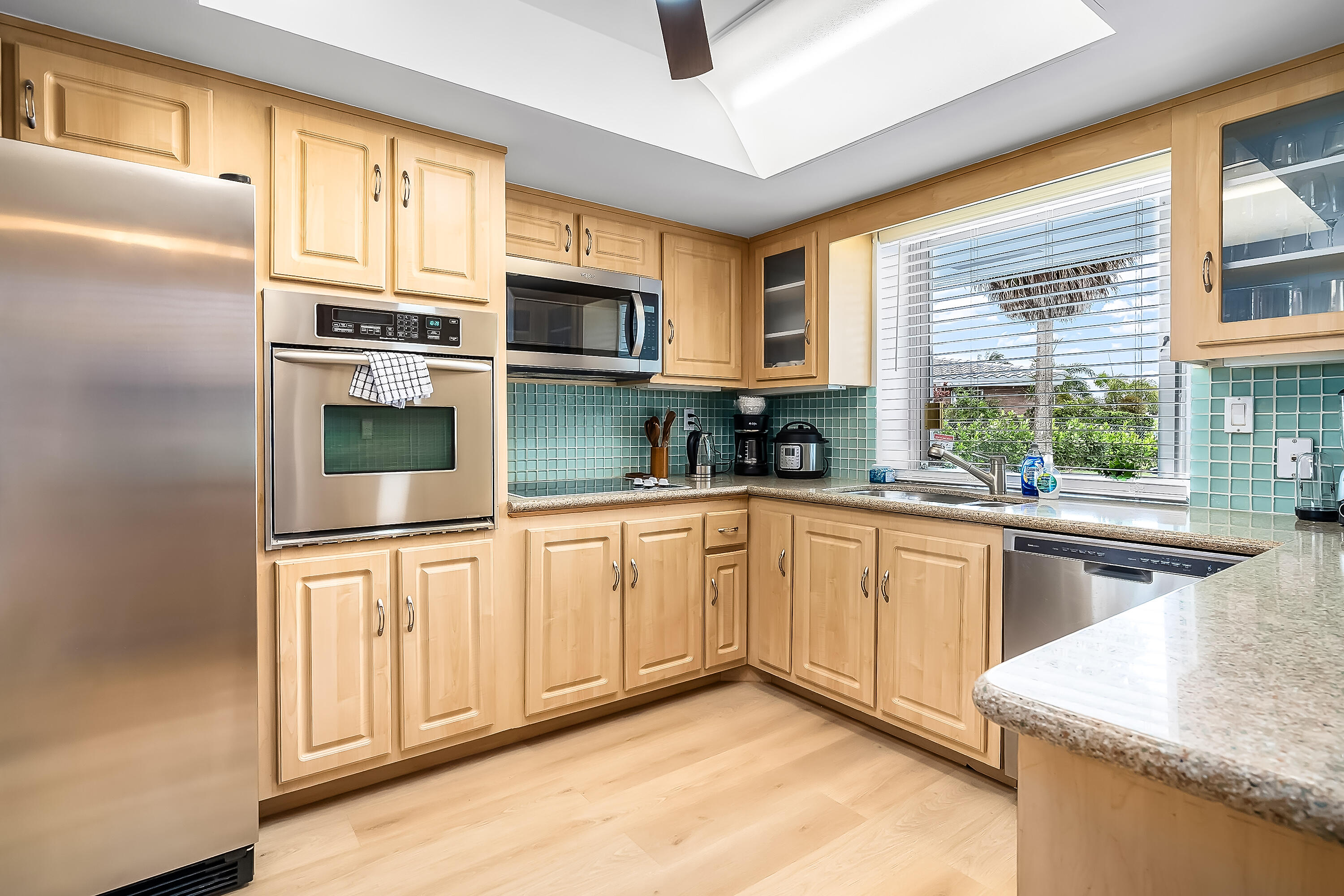 main property photo 19